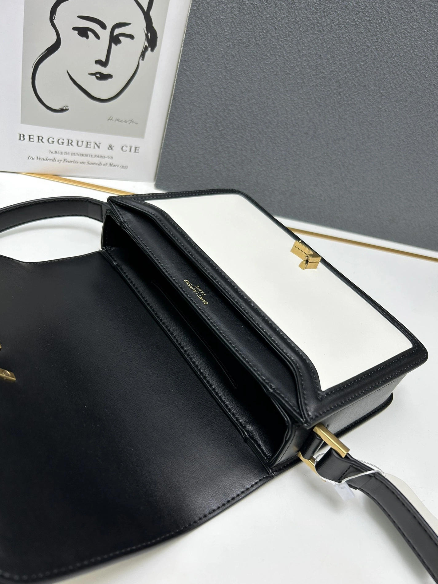 Yves Saint Laurent YSL AAA Quality Messenger Bags For Women SmartChoice 379