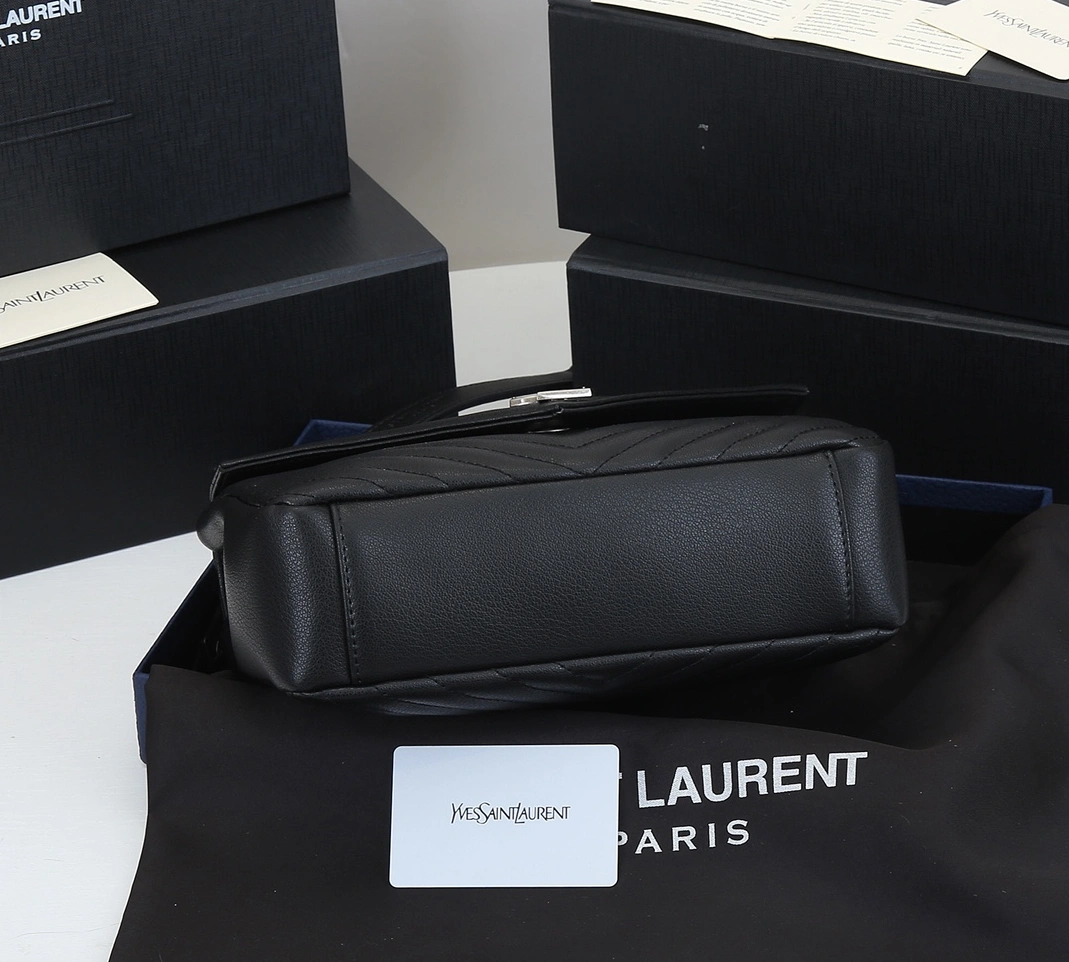 Yves Saint Laurent YSL AAA Quality Messenger Bags For Women Soft 3695