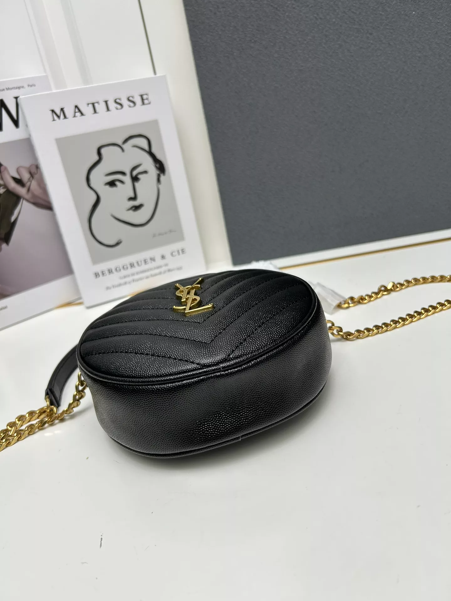 Yves Saint Laurent YSL AAA Quality Messenger Bags For Women Soft 5631