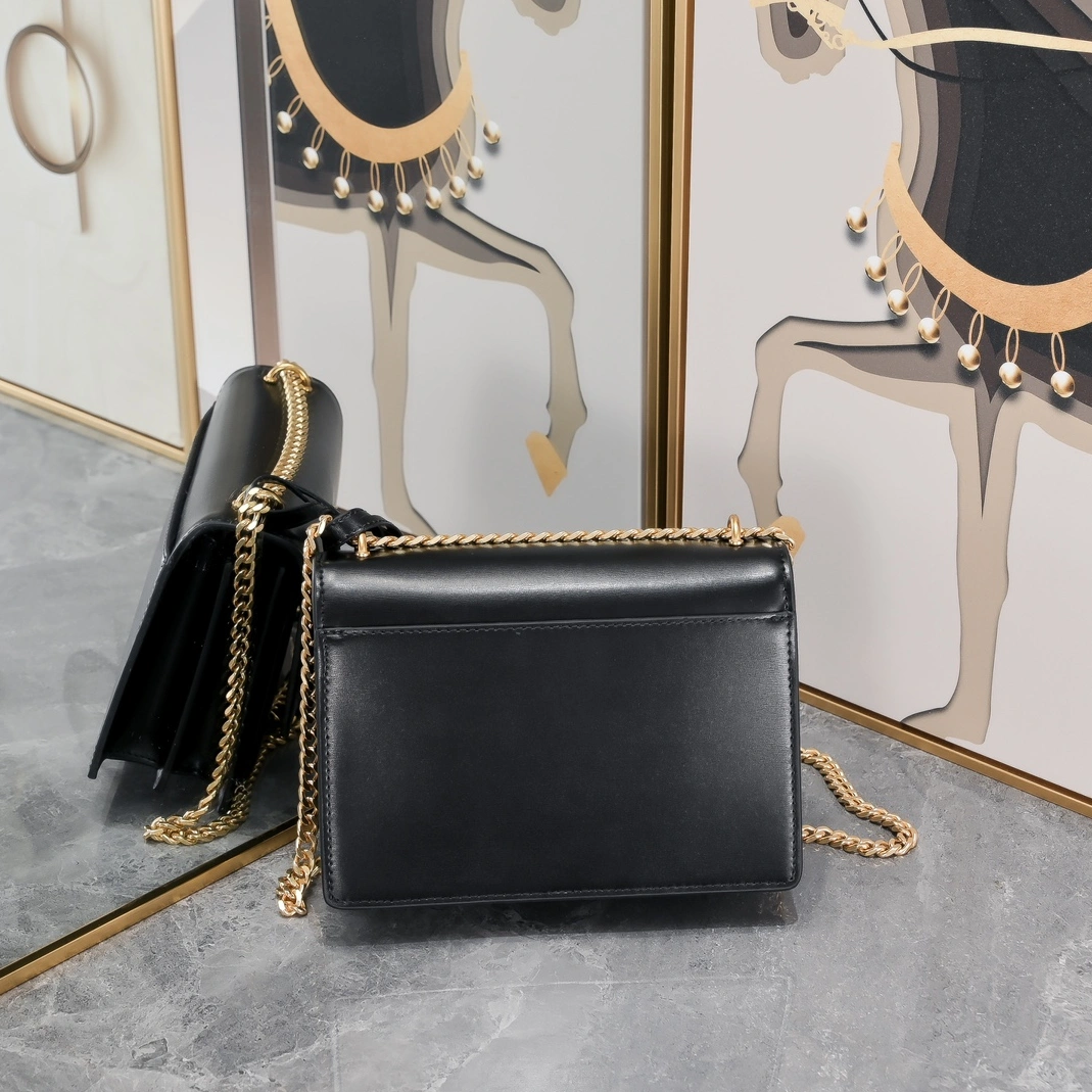 Yves Saint Laurent YSL AAA Quality Messenger Bags For Women StreetReady 7846