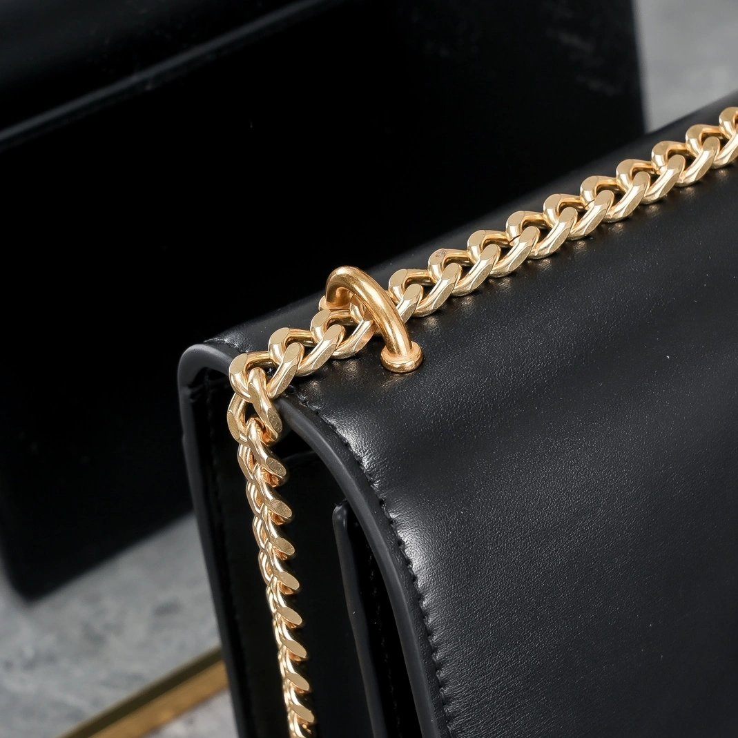 Yves Saint Laurent YSL AAA Quality Messenger Bags For Women StreetReady 7846