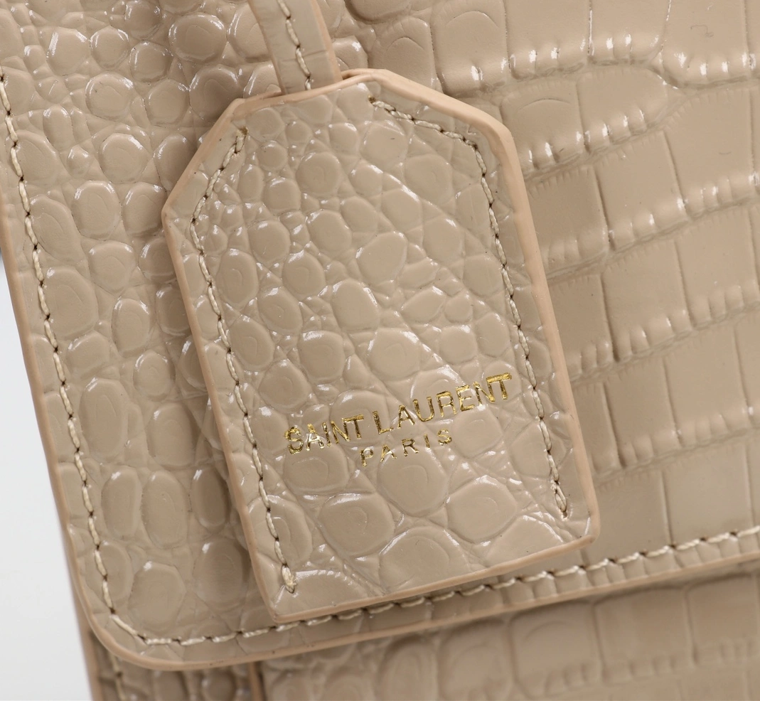 Yves Saint Laurent YSL AAA Quality Messenger Bags For Women Trendsetting 9064