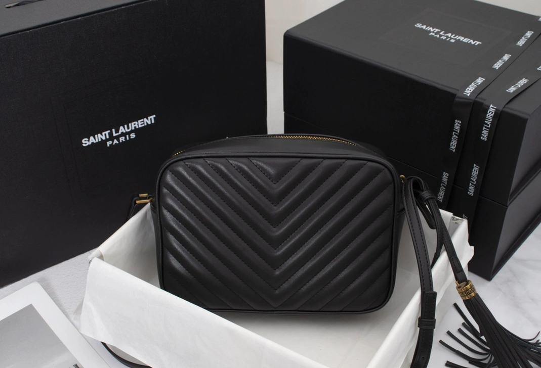 Yves Saint Laurent YSL AAA Quality Messenger Bags For Women Vibrant 5432