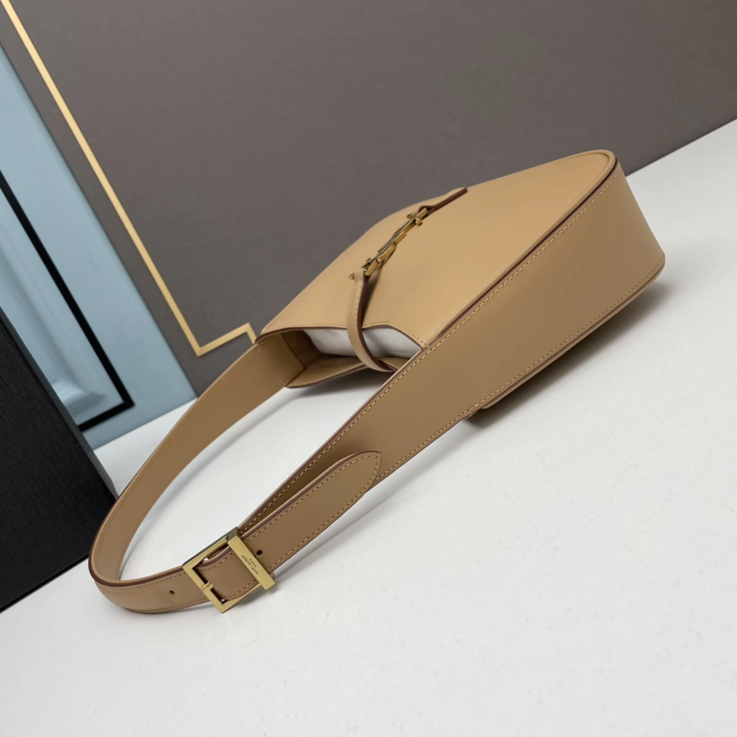 Yves Saint Laurent YSL AAA Quality Shoulder Bags For Unisex Bold 8293