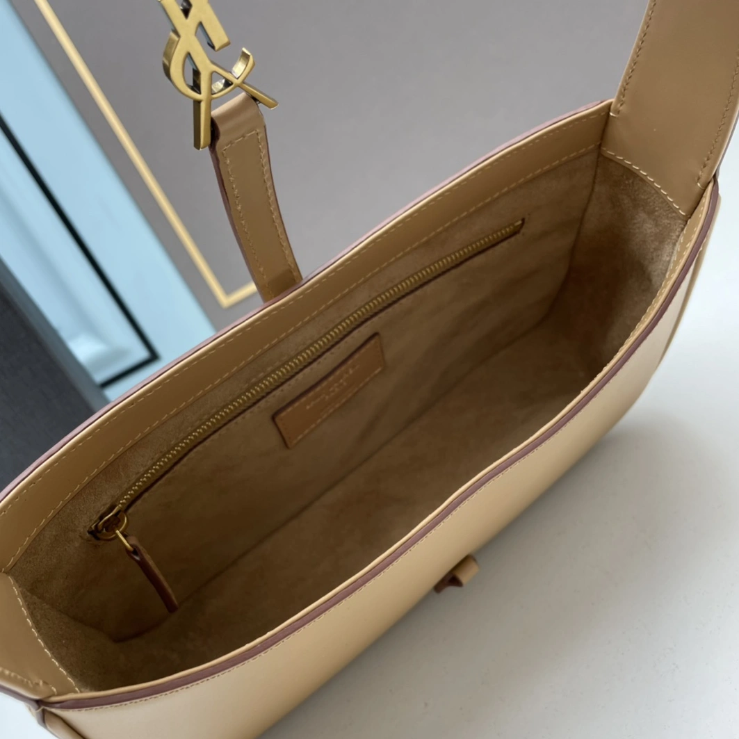Yves Saint Laurent YSL AAA Quality Shoulder Bags For Unisex Bold 8293