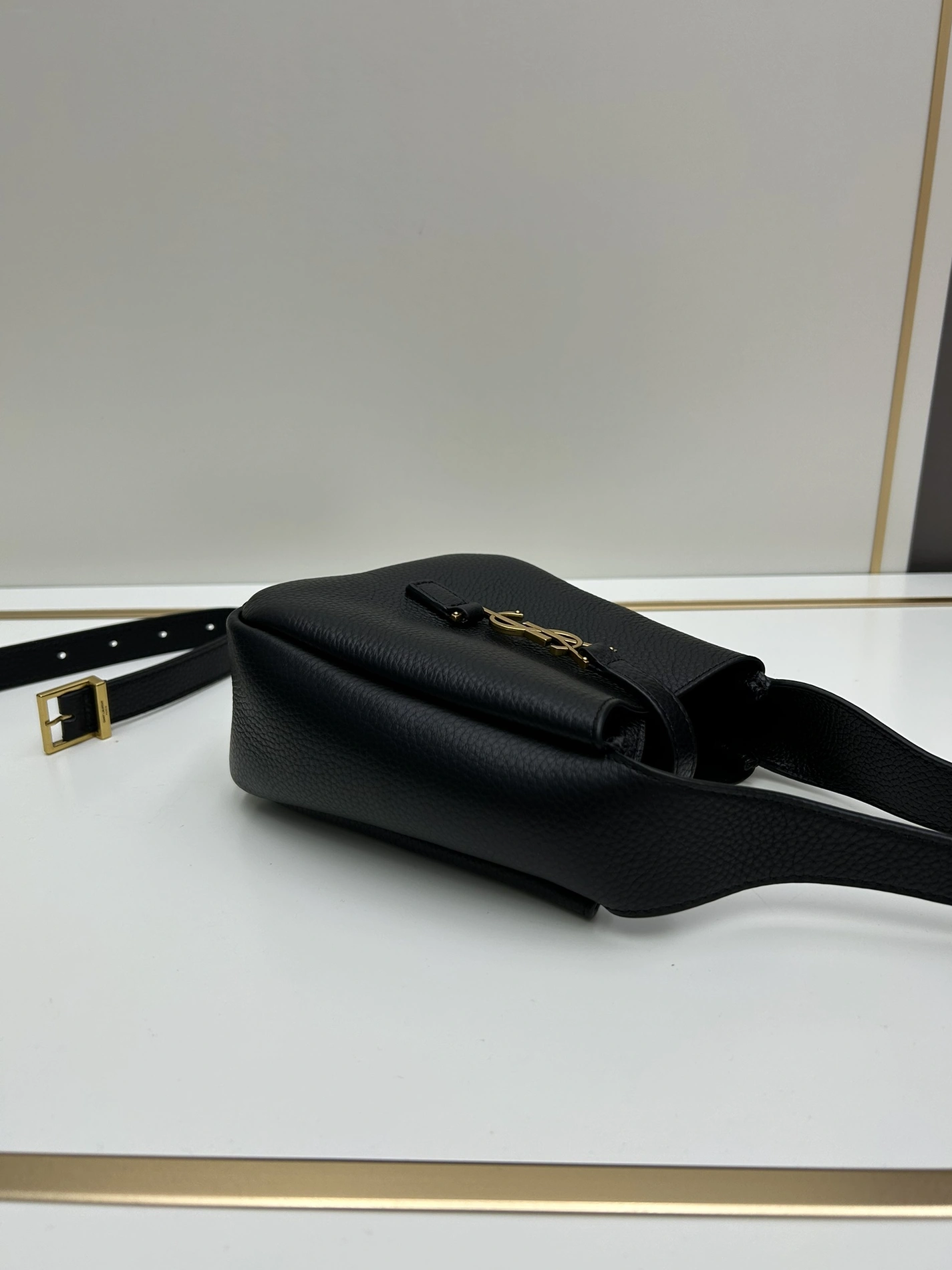 Yves Saint Laurent YSL AAA Quality Shoulder Bags For Women Breathable 1322