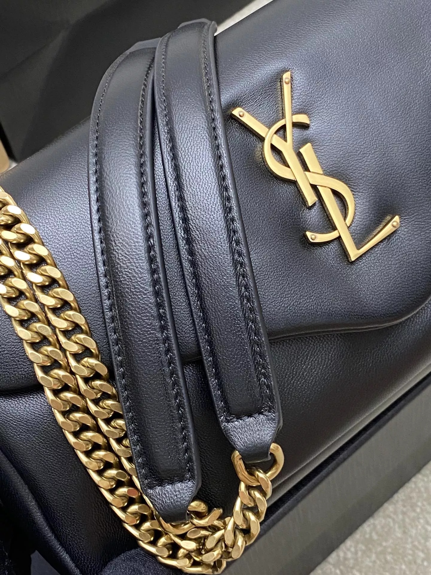 Yves Saint Laurent YSL AAA Quality Shoulder Bags For Women Comfortable 1357
