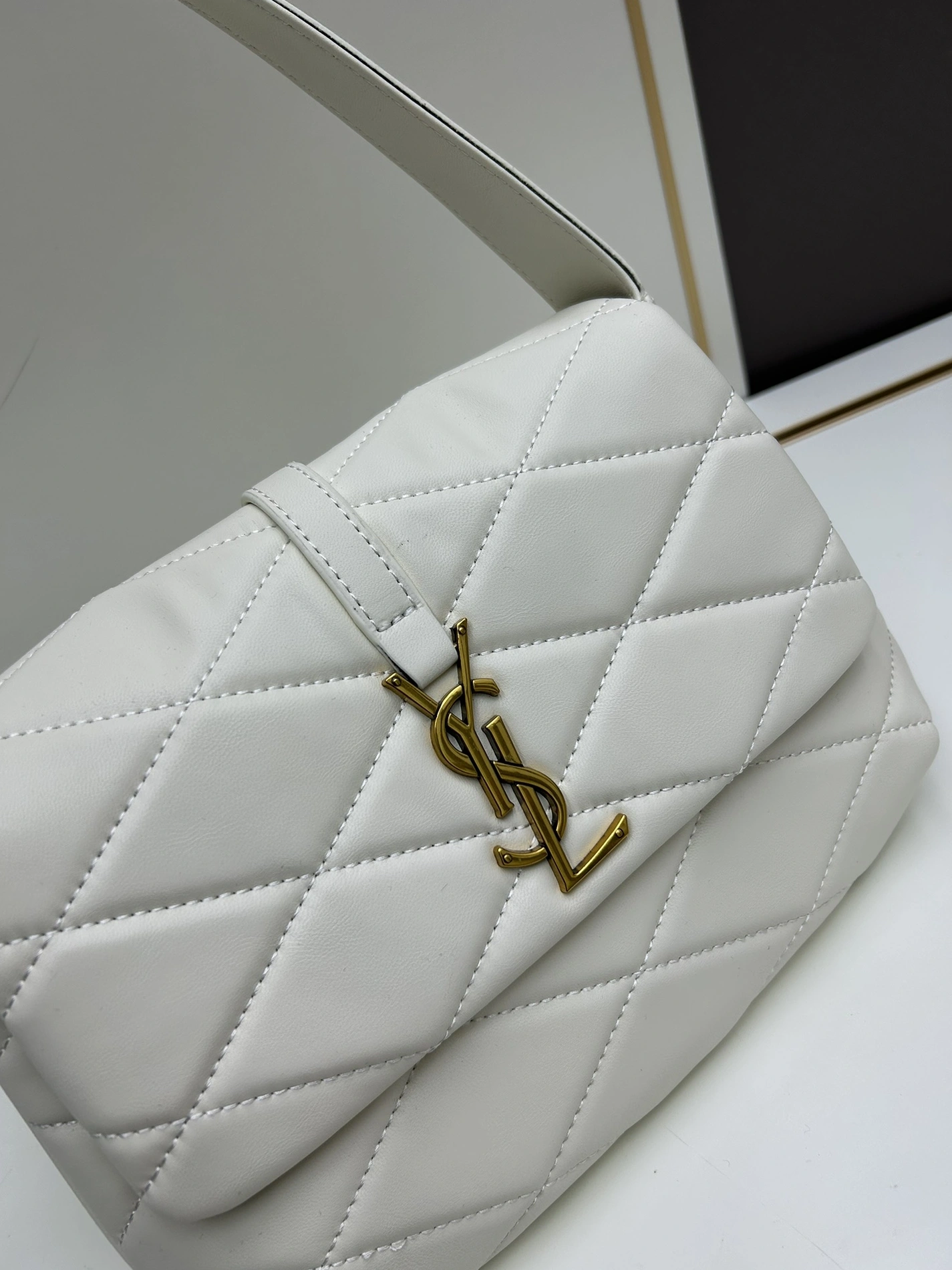 Yves Saint Laurent YSL AAA Quality Shoulder Bags For Women Comfortable 431