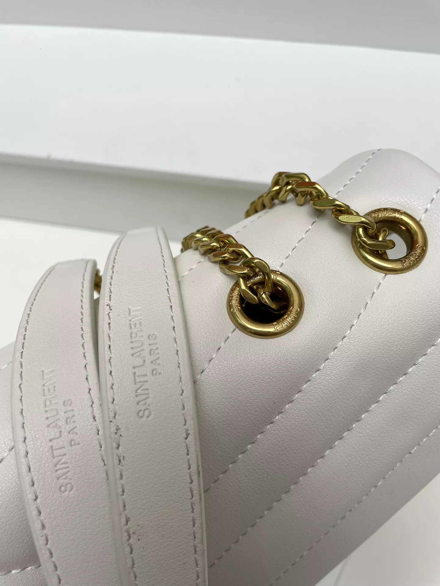 Yves Saint Laurent YSL AAA Quality Shoulder Bags For Women Comfortable 8626