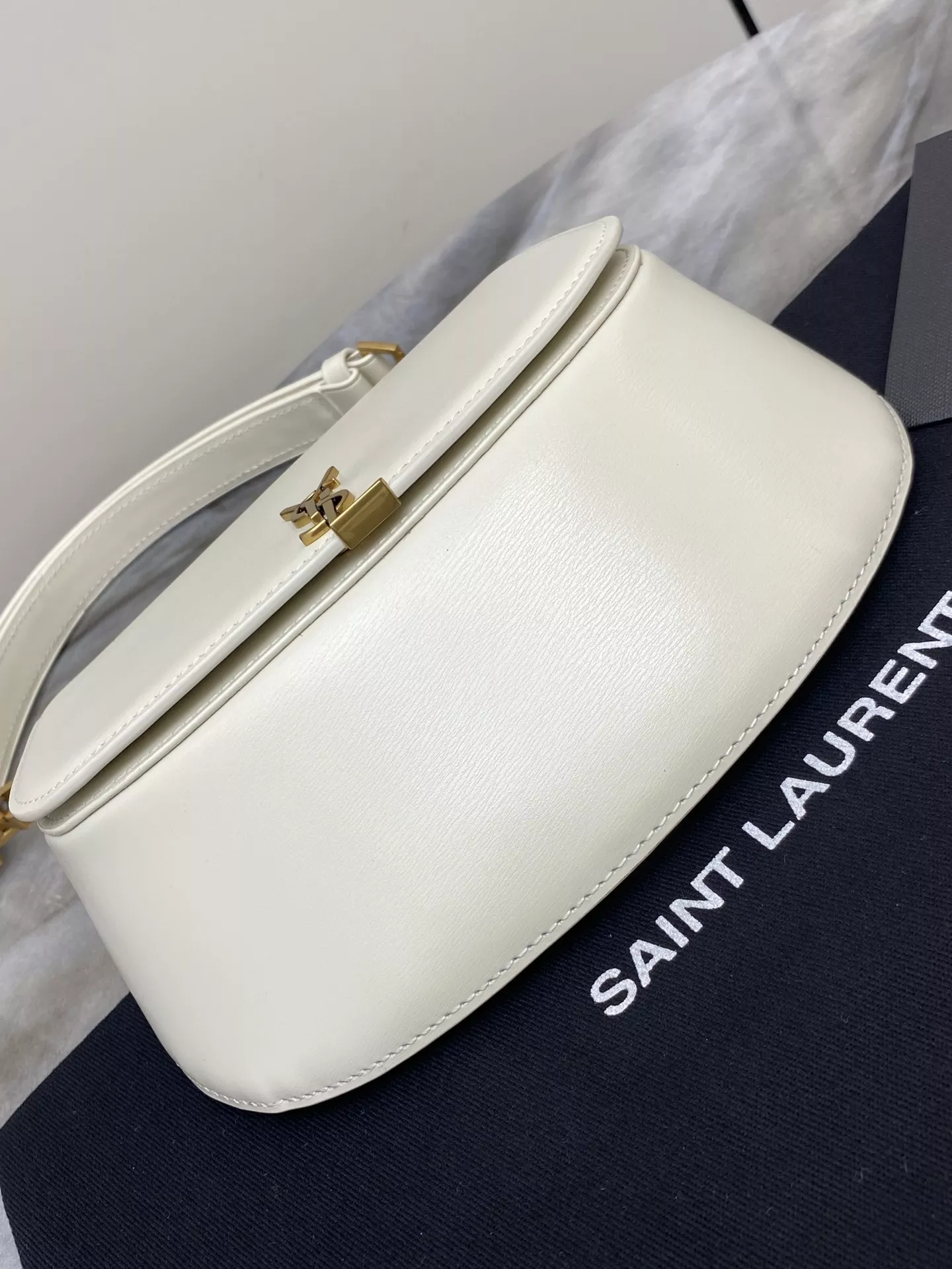 Yves Saint Laurent YSL AAA Quality Shoulder Bags For Women Compact 8982