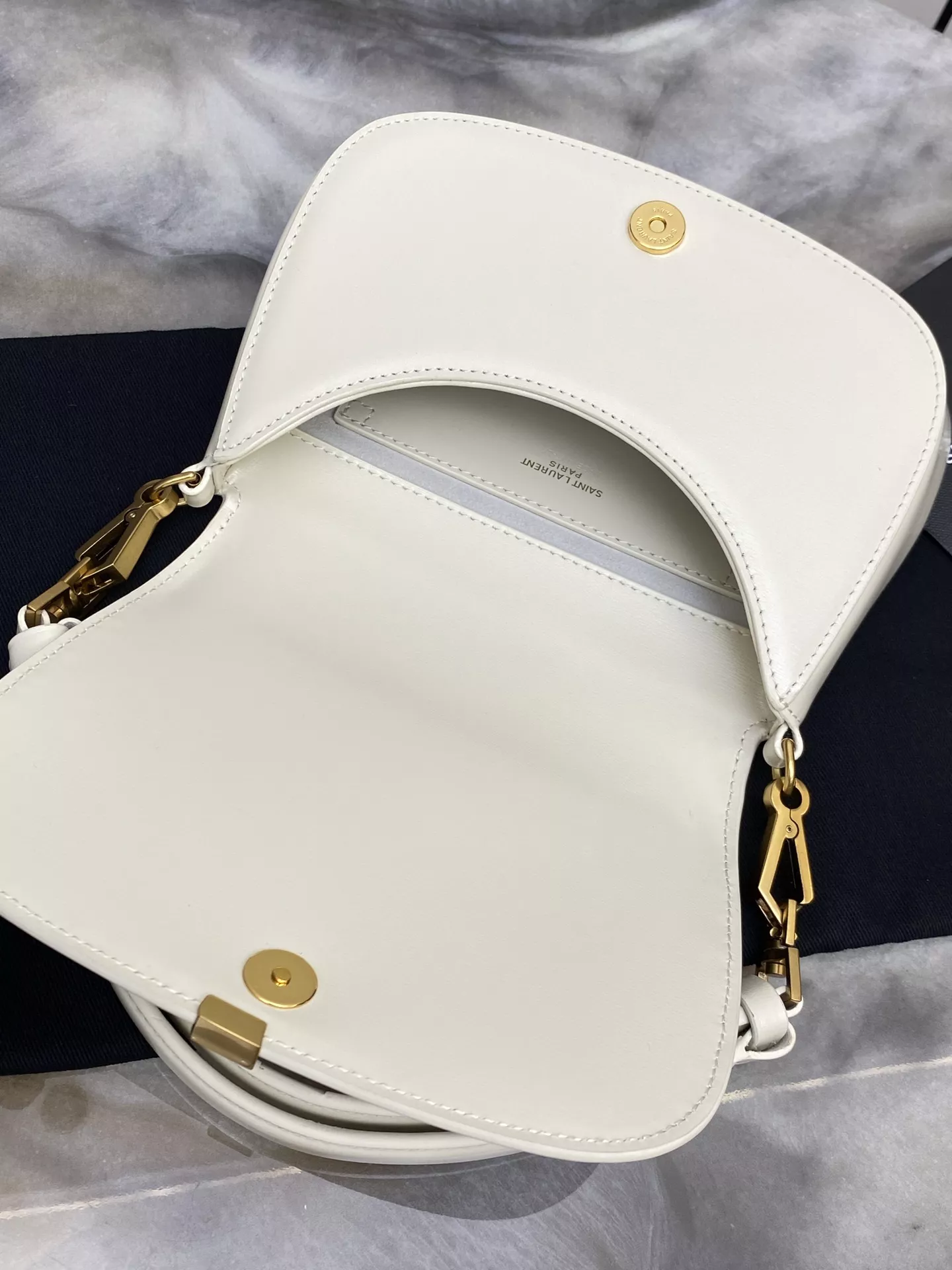 Yves Saint Laurent YSL AAA Quality Shoulder Bags For Women Compact 8982