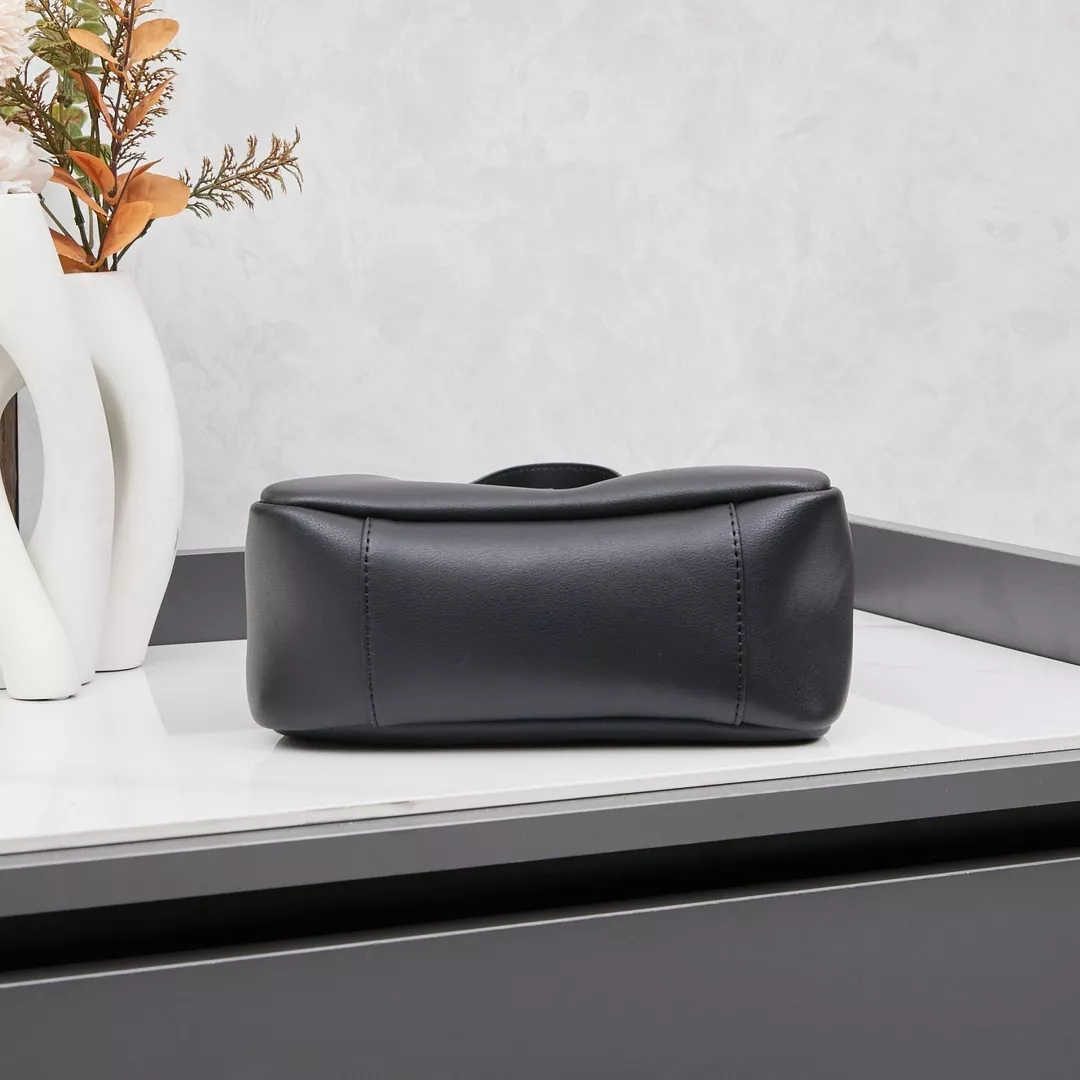 Yves Saint Laurent YSL AAA Quality Shoulder Bags For Women Durable 4881