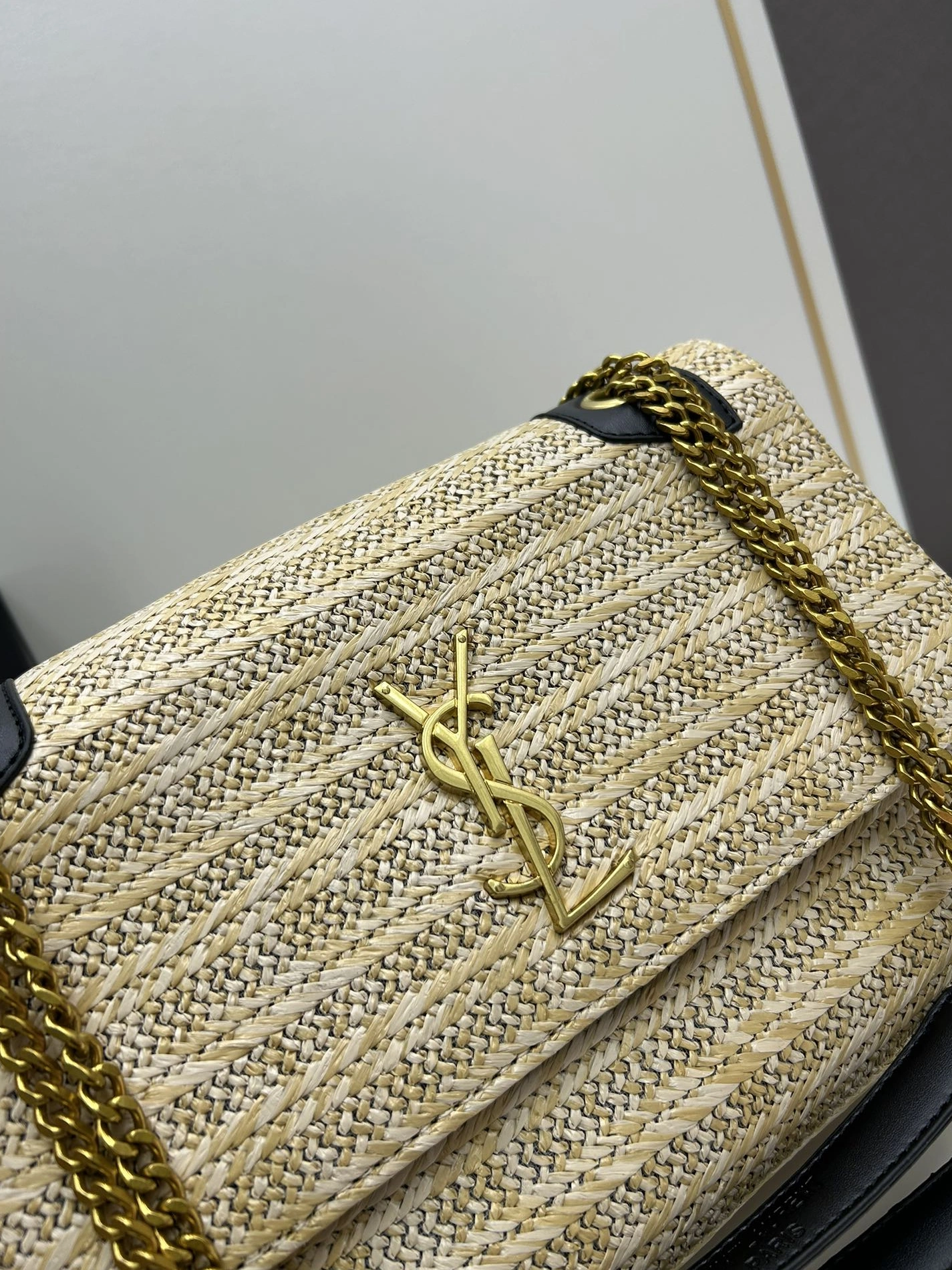 Yves Saint Laurent YSL AAA Quality Shoulder Bags For Women GoAnywhere 1126