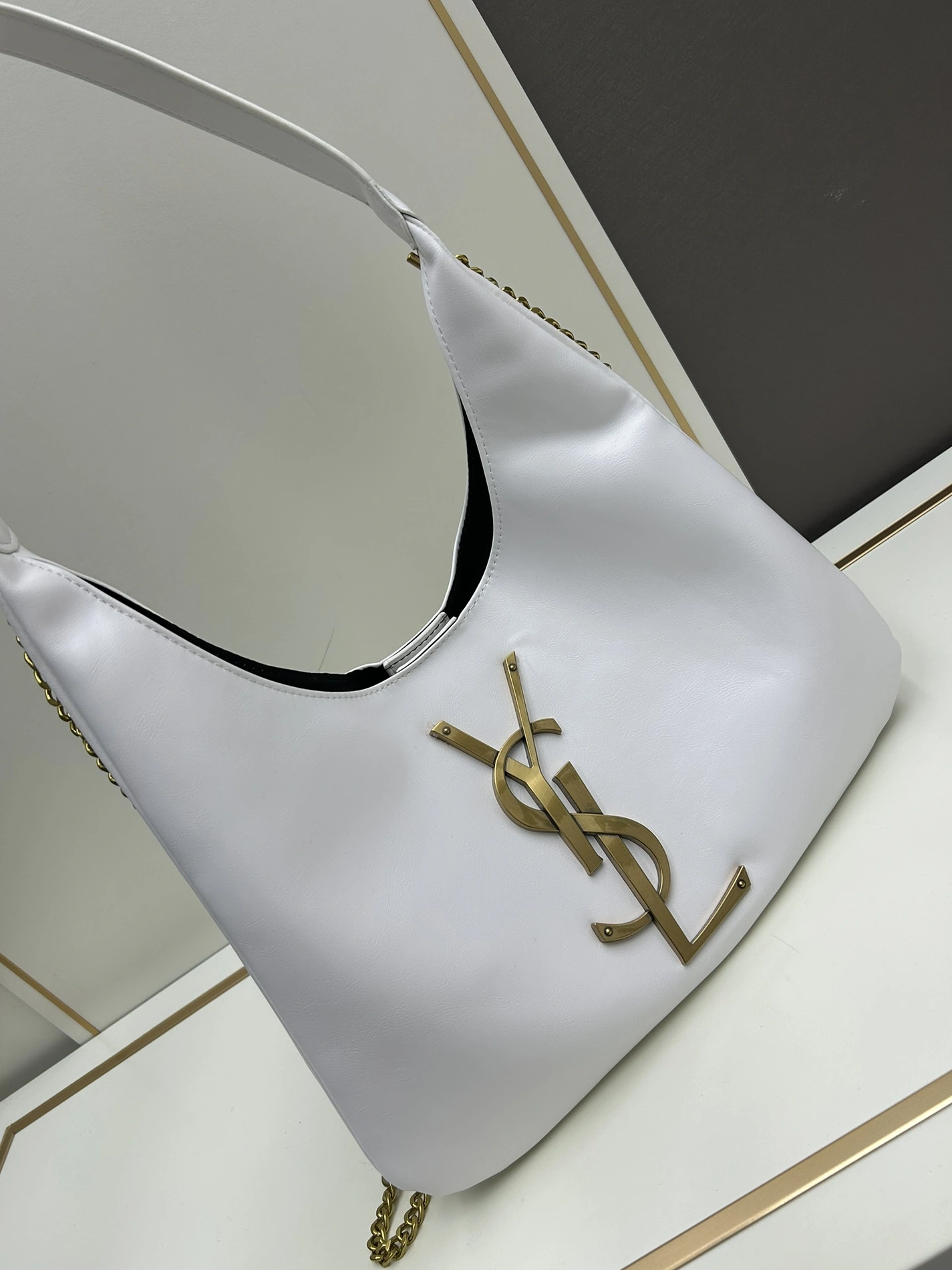 Yves Saint Laurent YSL AAA Quality Shoulder Bags For Women HighQuality 828
