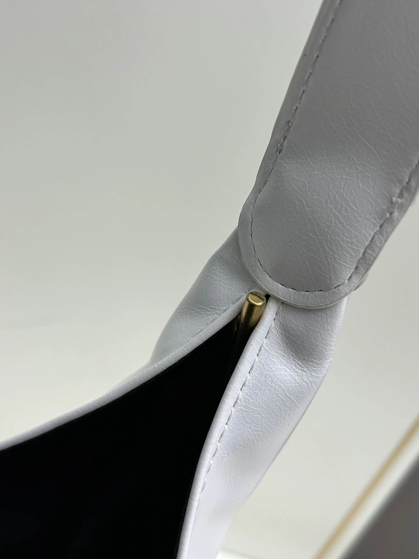 Yves Saint Laurent YSL AAA Quality Shoulder Bags For Women HighQuality 828