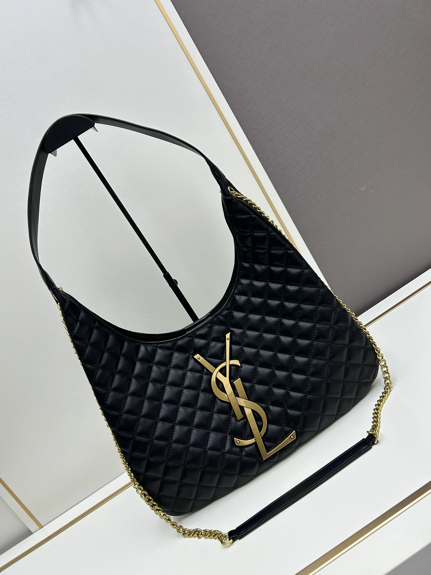 Yves Saint Laurent YSL AAA Quality Shoulder Bags For Women HighQuality 8315