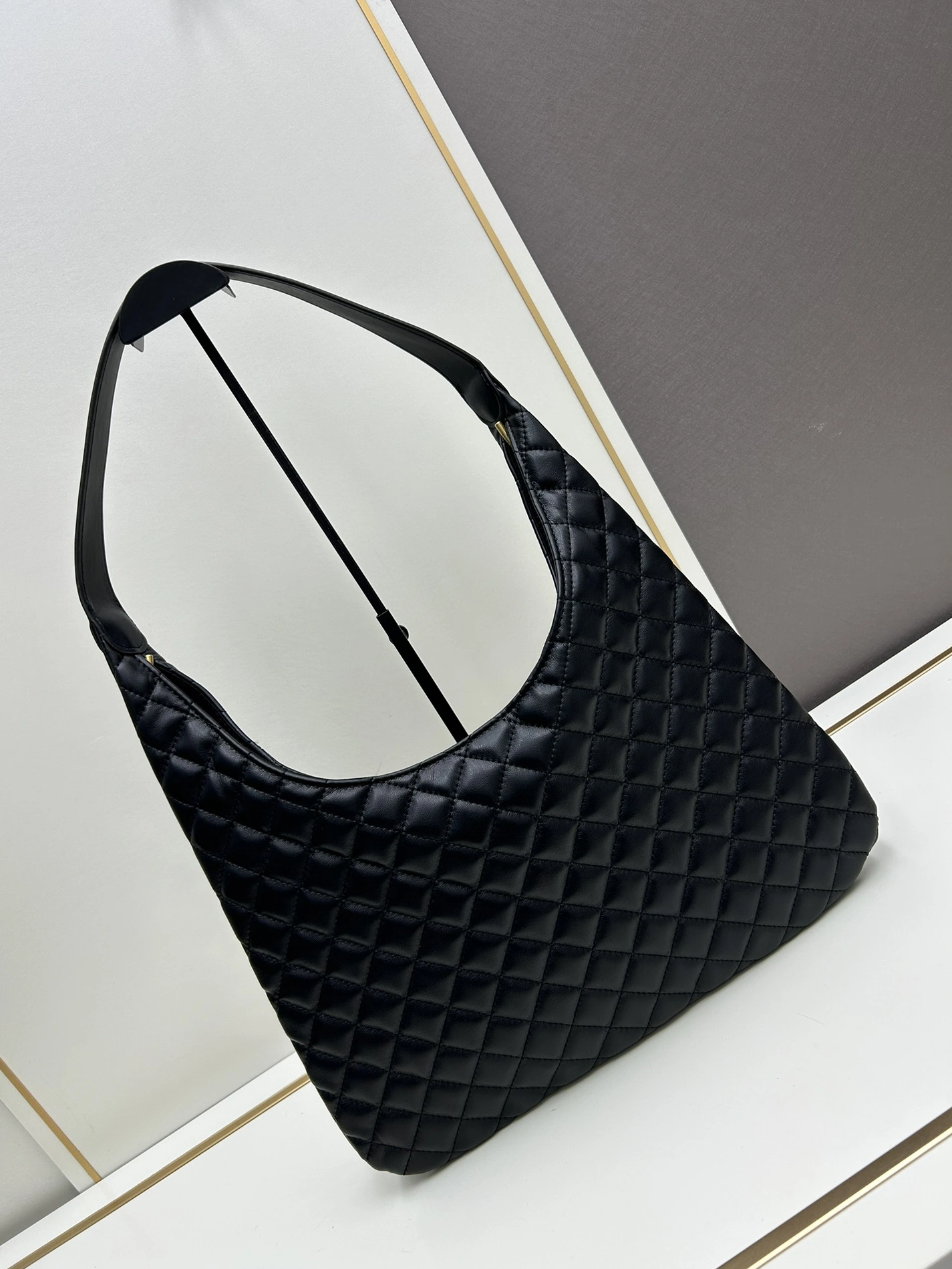 Yves Saint Laurent YSL AAA Quality Shoulder Bags For Women HighQuality 8315