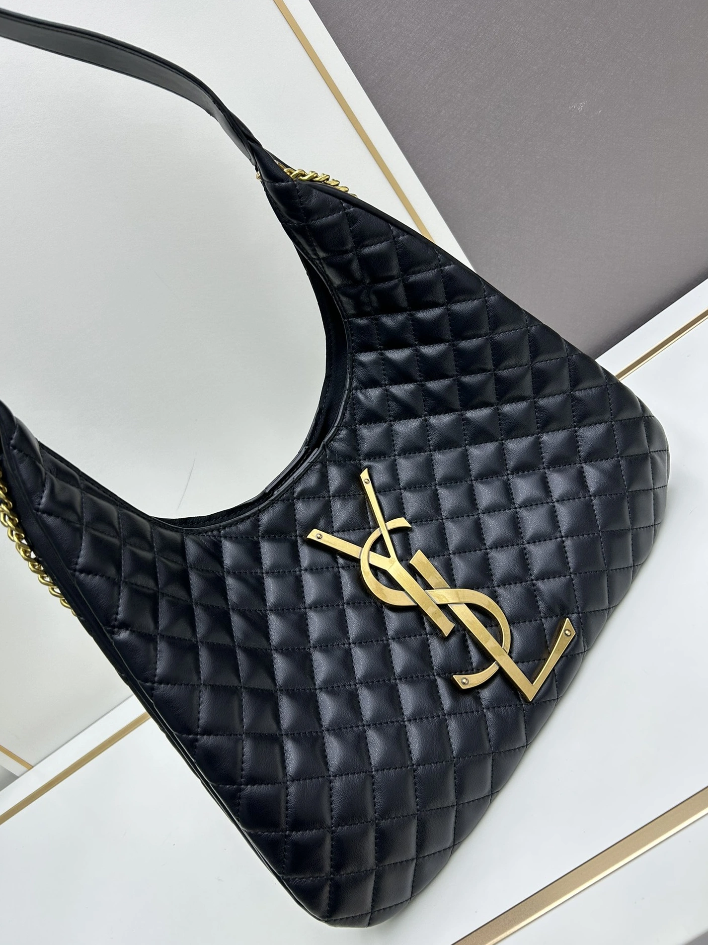 Yves Saint Laurent YSL AAA Quality Shoulder Bags For Women HighQuality 8315
