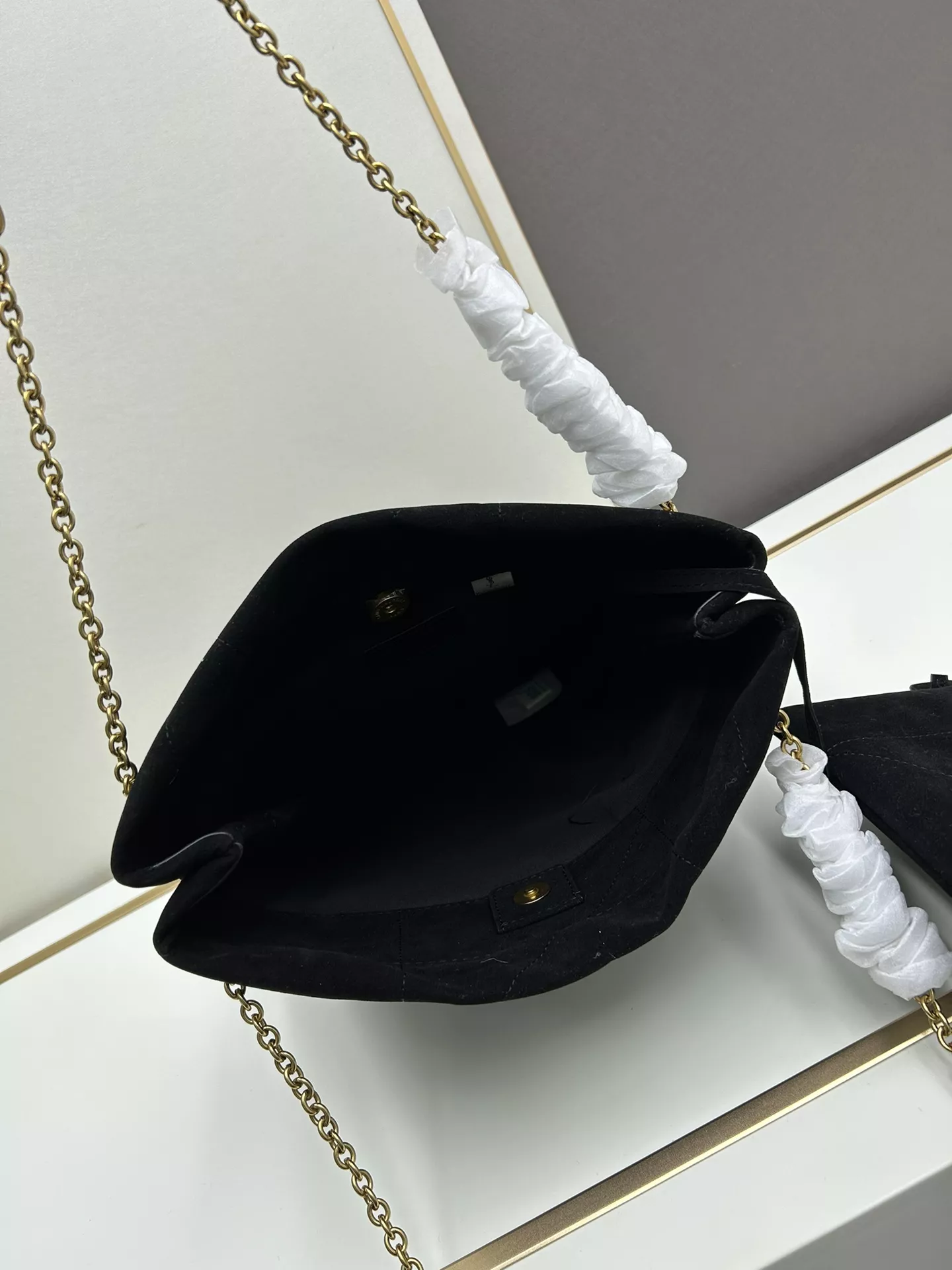 Yves Saint Laurent YSL AAA Quality Shoulder Bags For Women Lightweight 931