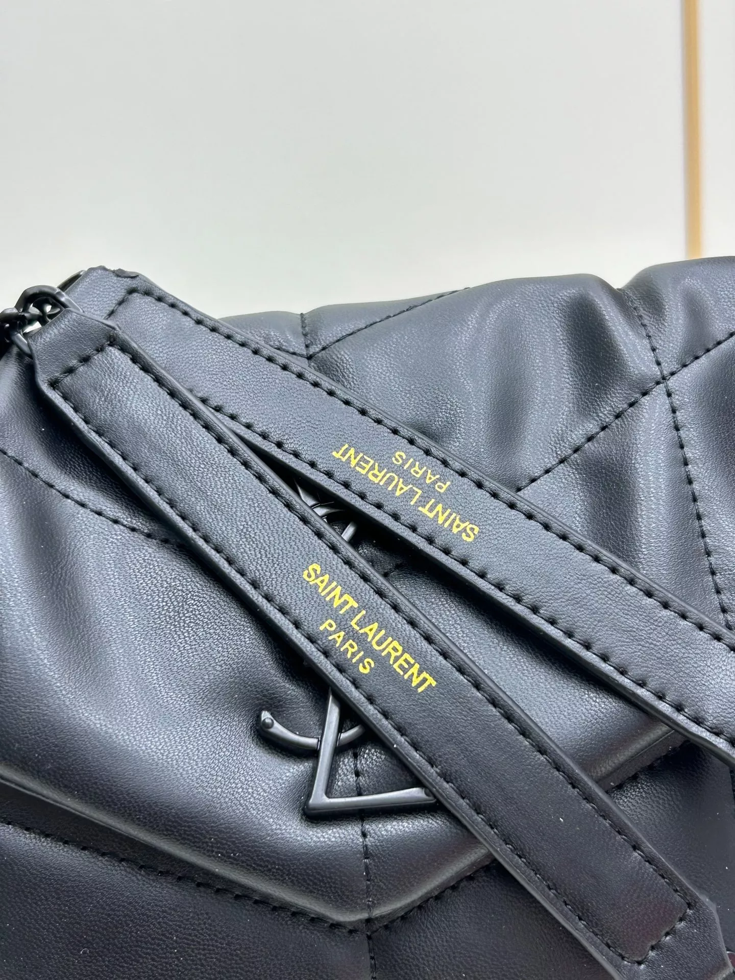 Yves Saint Laurent YSL AAA Quality Shoulder Bags For Women Modern 7678