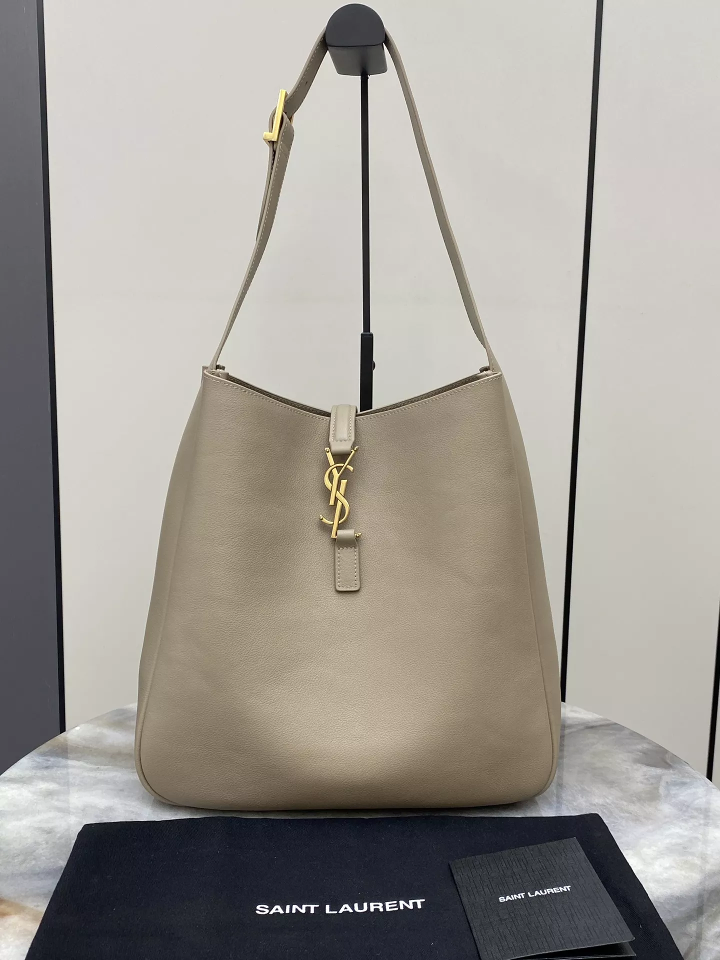 Yves Saint Laurent YSL AAA Quality Shoulder Bags For Women ModernLook 7957