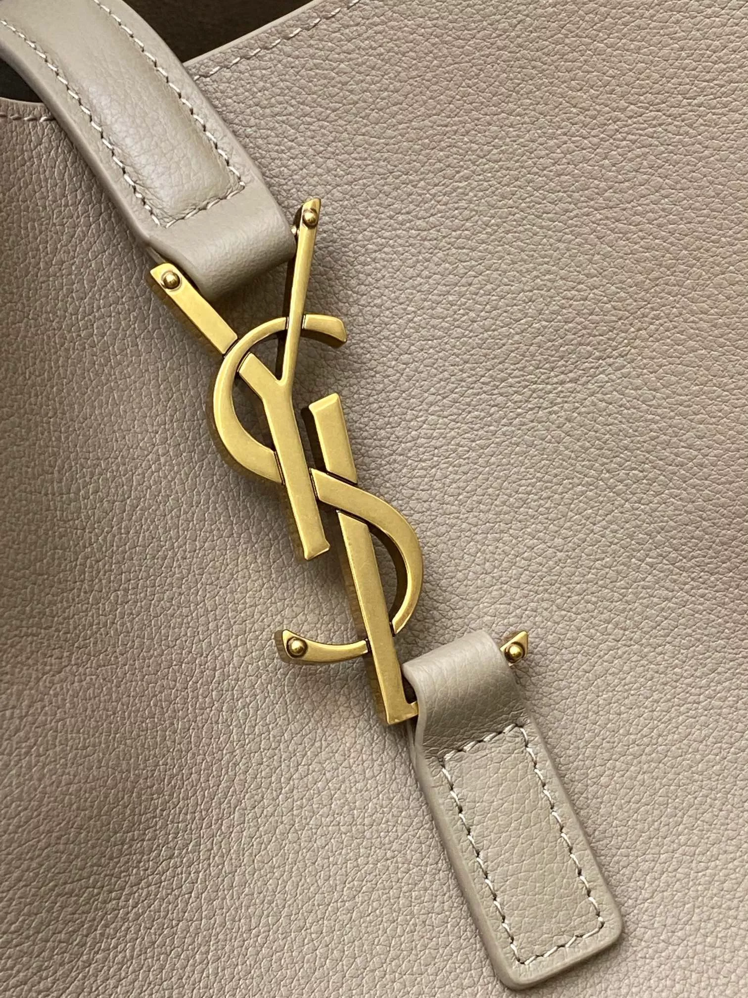 Yves Saint Laurent YSL AAA Quality Shoulder Bags For Women ModernLook 7957