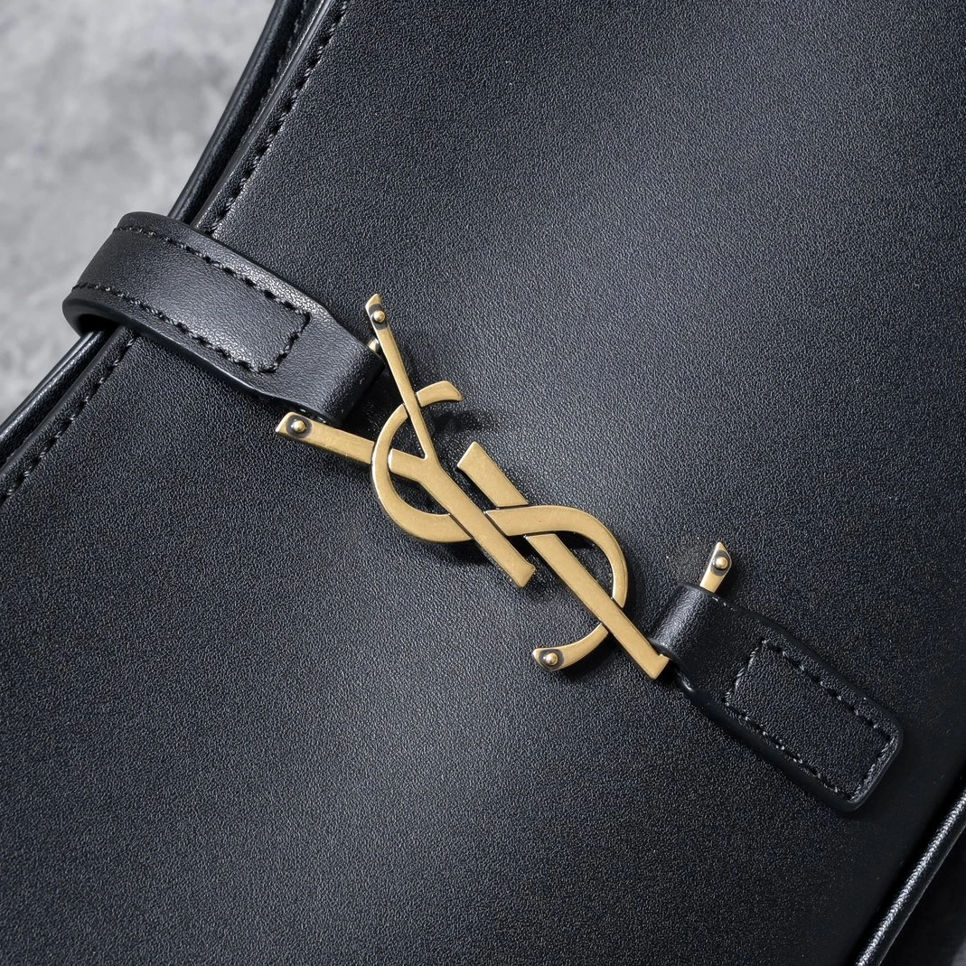 Yves Saint Laurent YSL AAA Quality Shoulder Bags For Women Refined 8513
