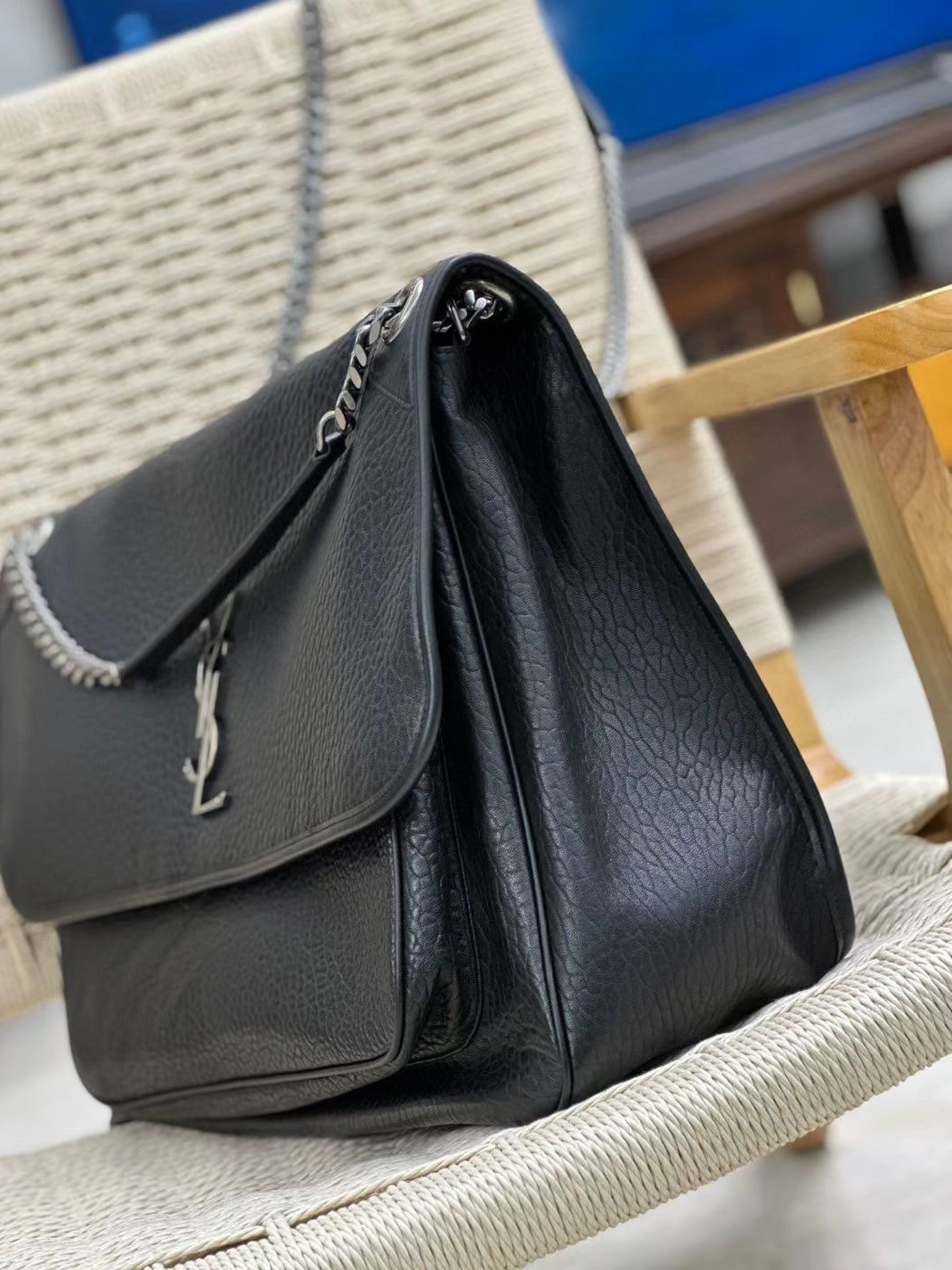 Yves Saint Laurent YSL AAA Quality Shoulder Bags For Women Reliable 9825