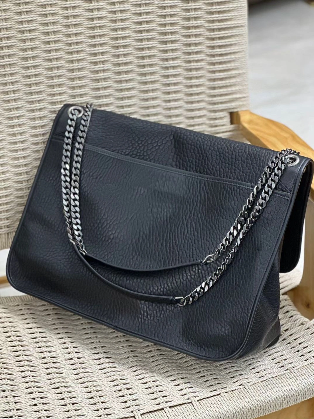 Yves Saint Laurent YSL AAA Quality Shoulder Bags For Women Reliable 9825