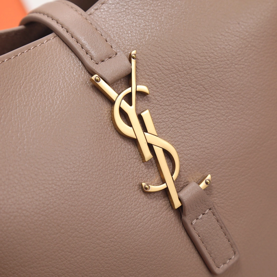 Yves Saint Laurent YSL AAA Quality Shoulder Bags For Women Sleek 5487