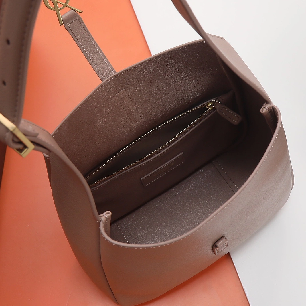 Yves Saint Laurent YSL AAA Quality Shoulder Bags For Women Sleek 5487