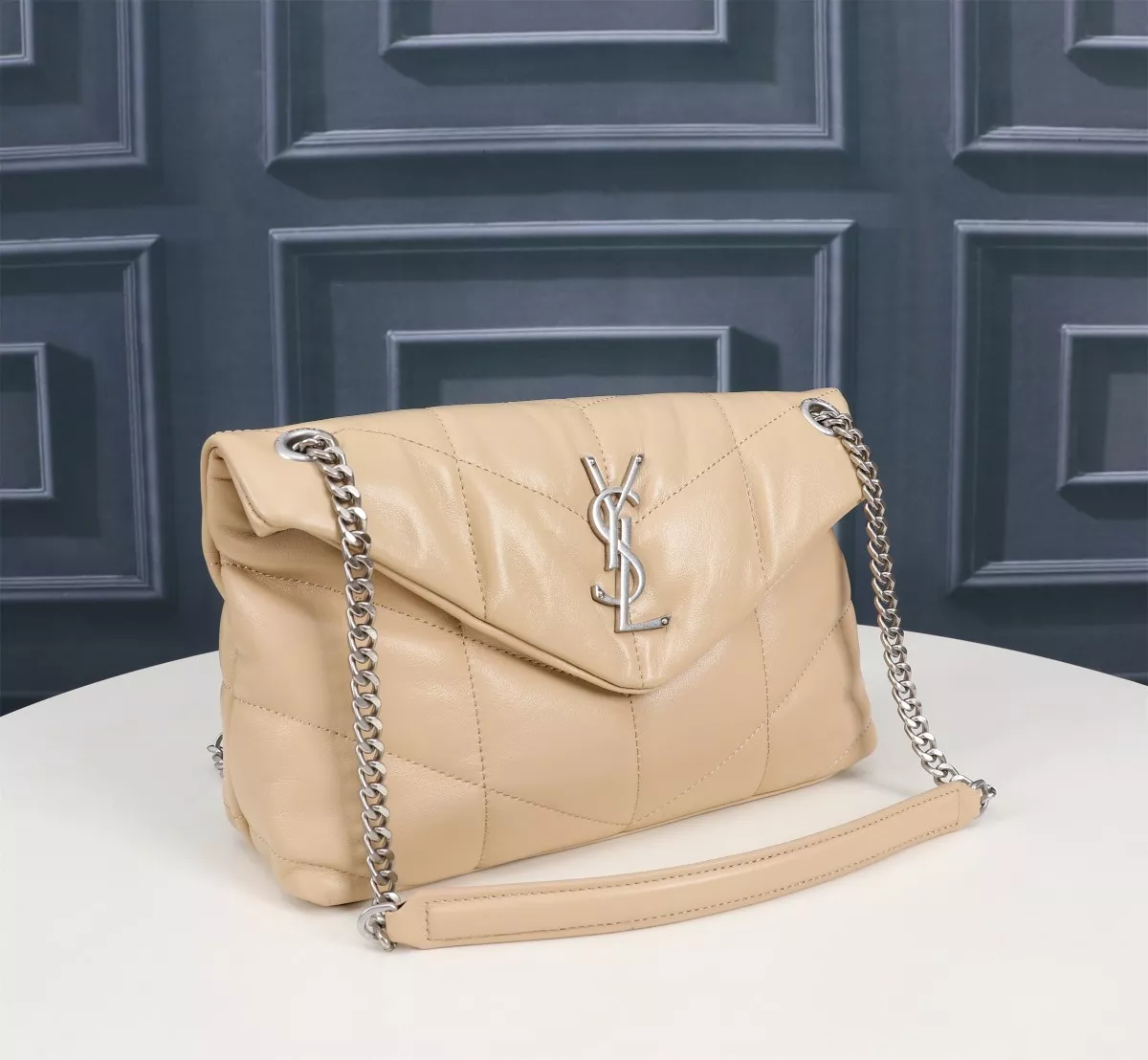 Yves Saint Laurent YSL AAA Quality Shoulder Bags For Women StreetReady 4681