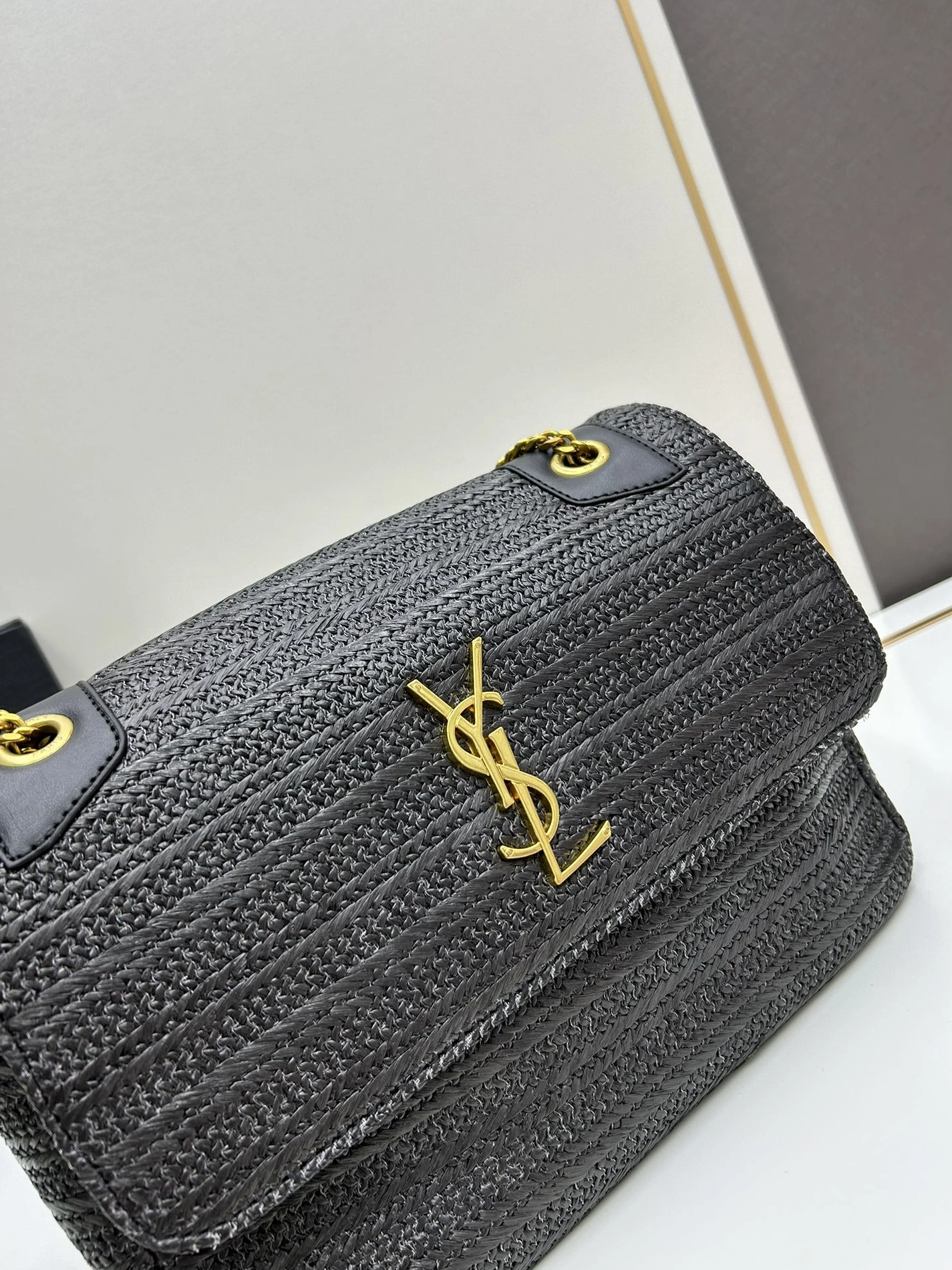 Yves Saint Laurent YSL AAA Quality Shoulder Bags For Women Trendsetting 6835