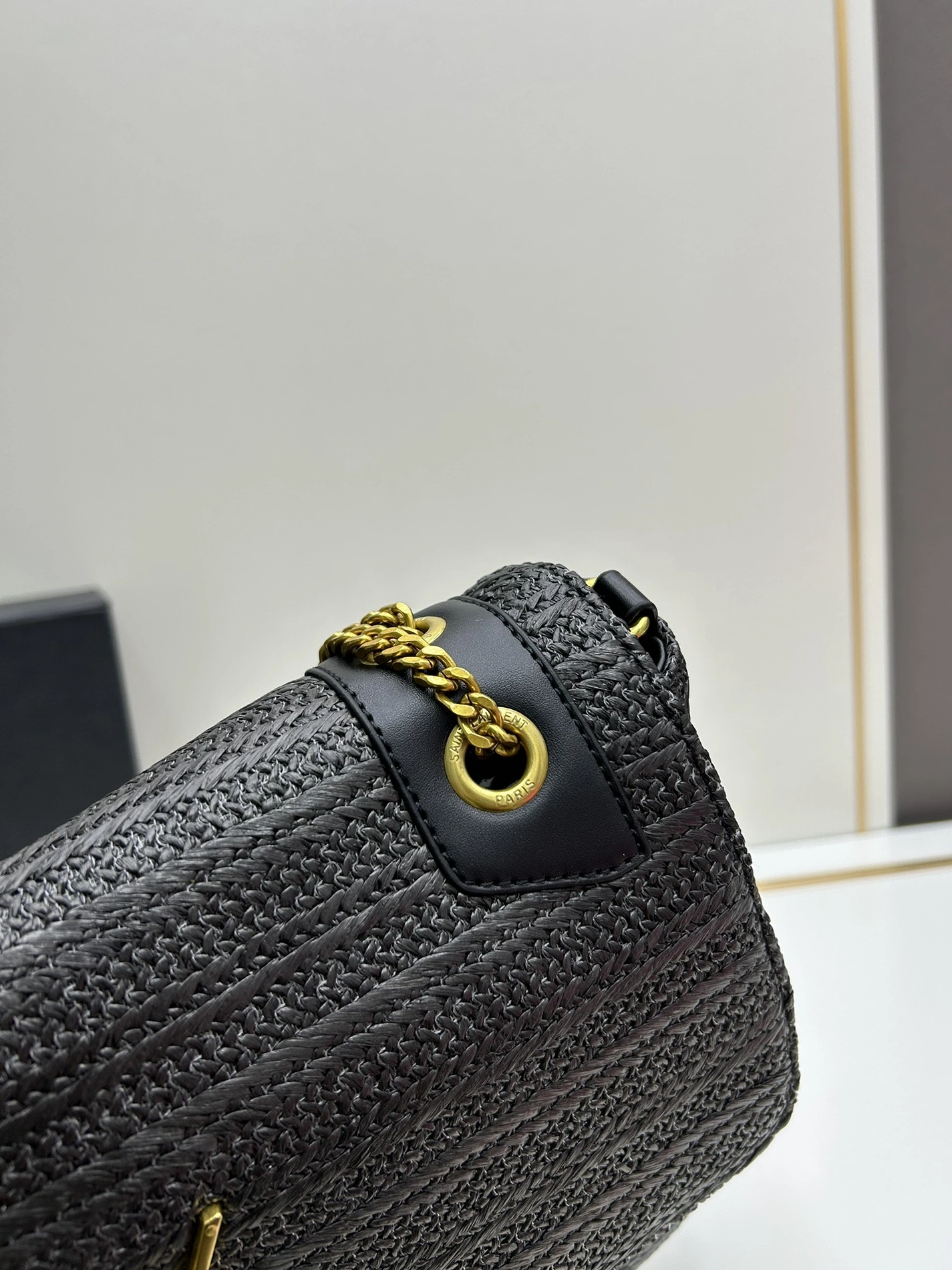 Yves Saint Laurent YSL AAA Quality Shoulder Bags For Women Trendsetting 6835