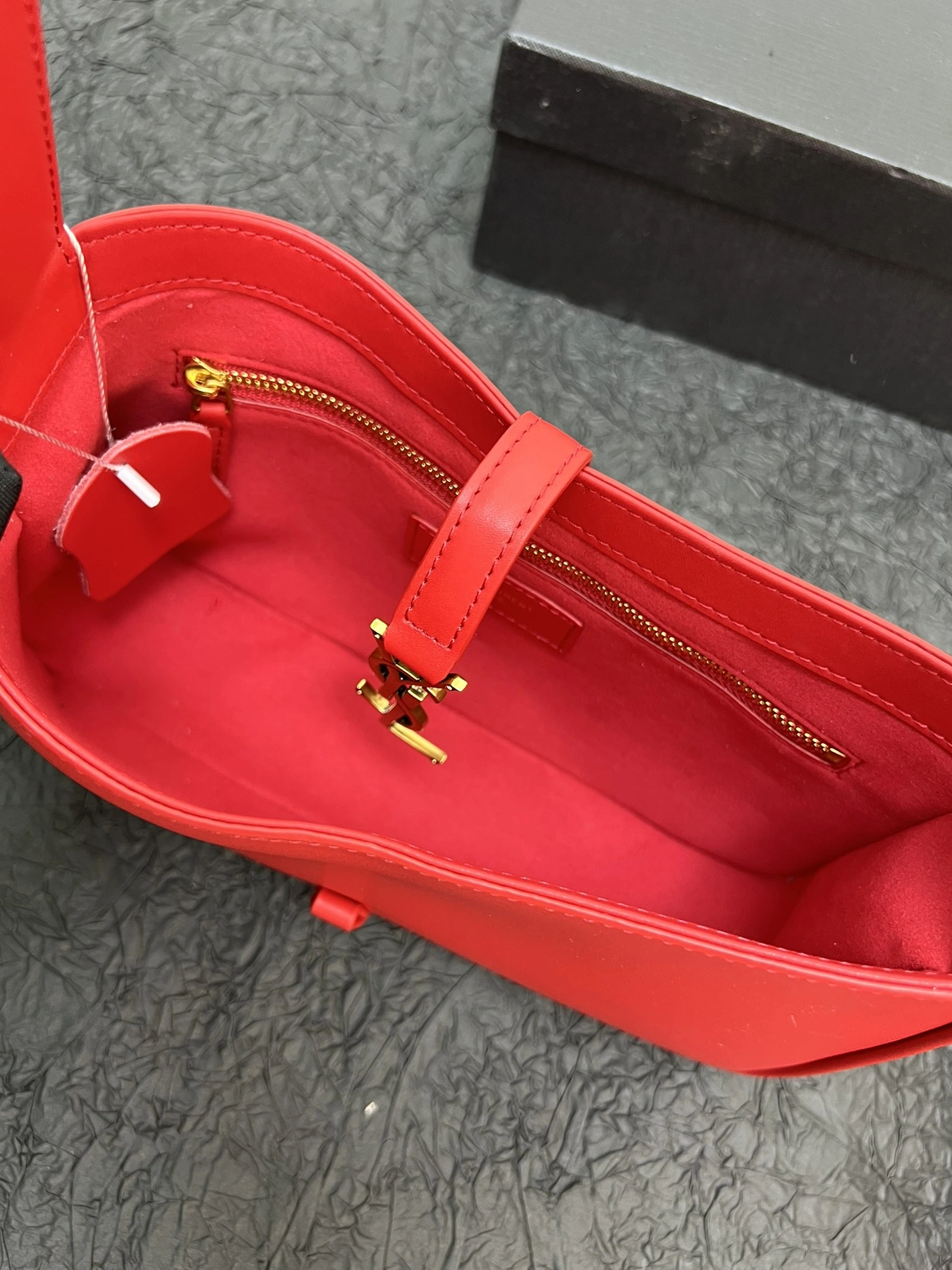 Yves Saint Laurent YSL AAA Quality Shoulder Bags For Women Versatile 5092