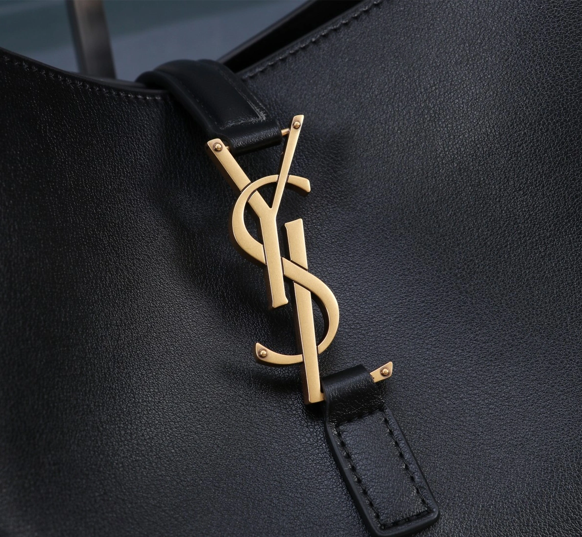 Yves Saint Laurent YSL AAA Quality Shoulder Bags For Women WellDesigned 1461