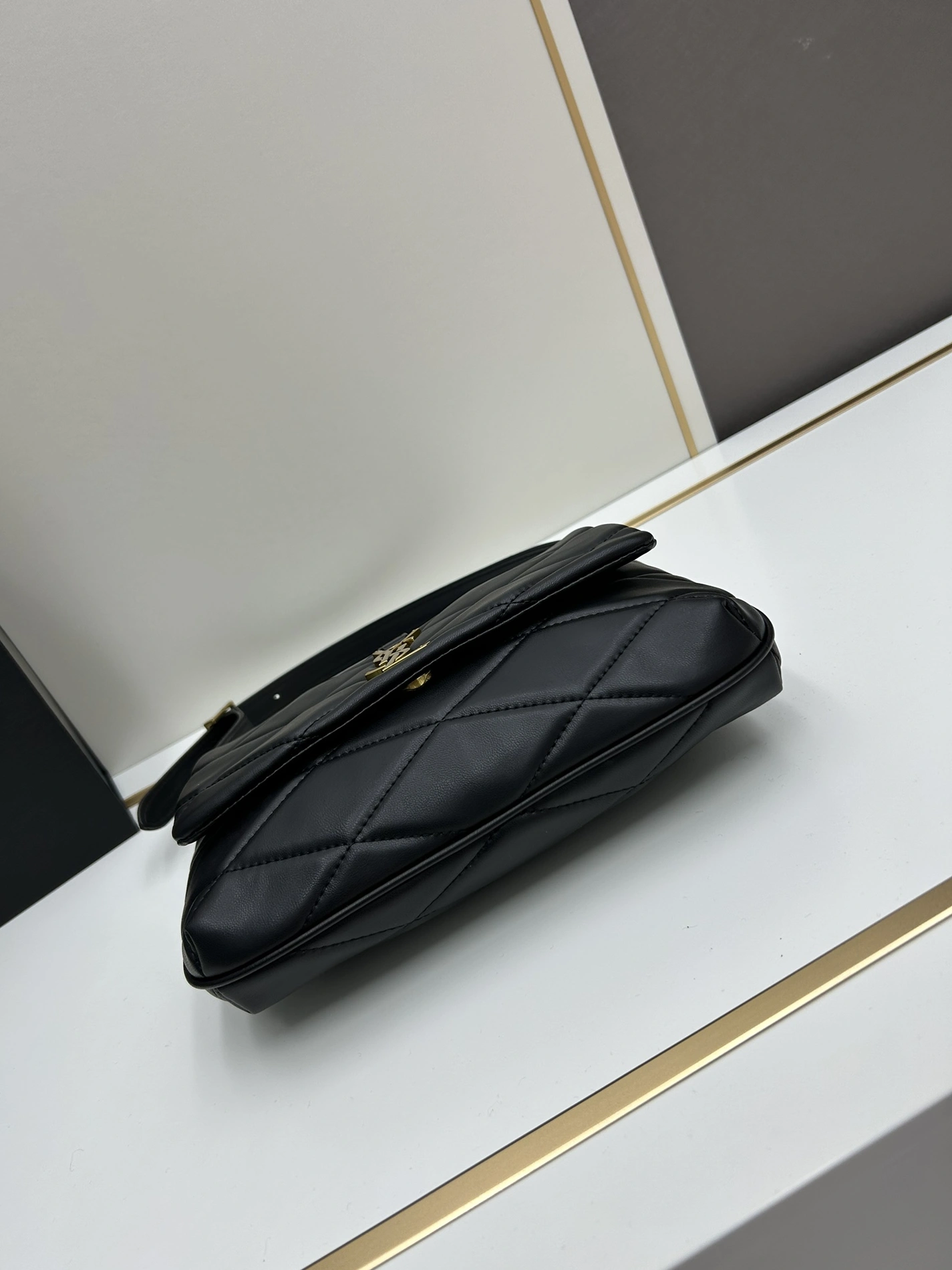 Yves Saint Laurent YSL AAA Quality Shoulder Bags For Women WellDesigned 9702