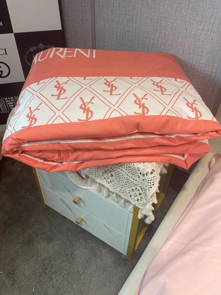 Yves Saint Laurent YSL Bedding BestValue 5075