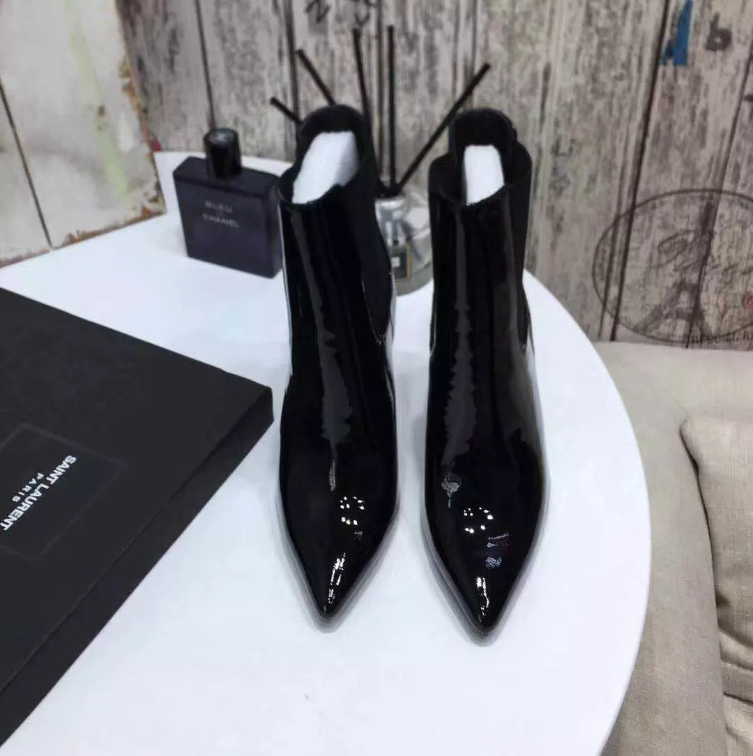 Yves Saint Laurent YSL Boots For Women Vibrant 2423