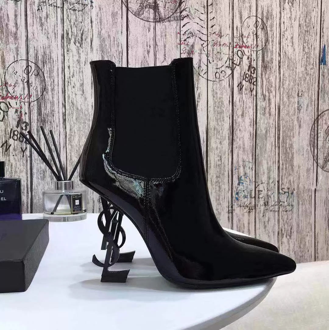 Yves Saint Laurent YSL Boots For Women Vibrant 2423