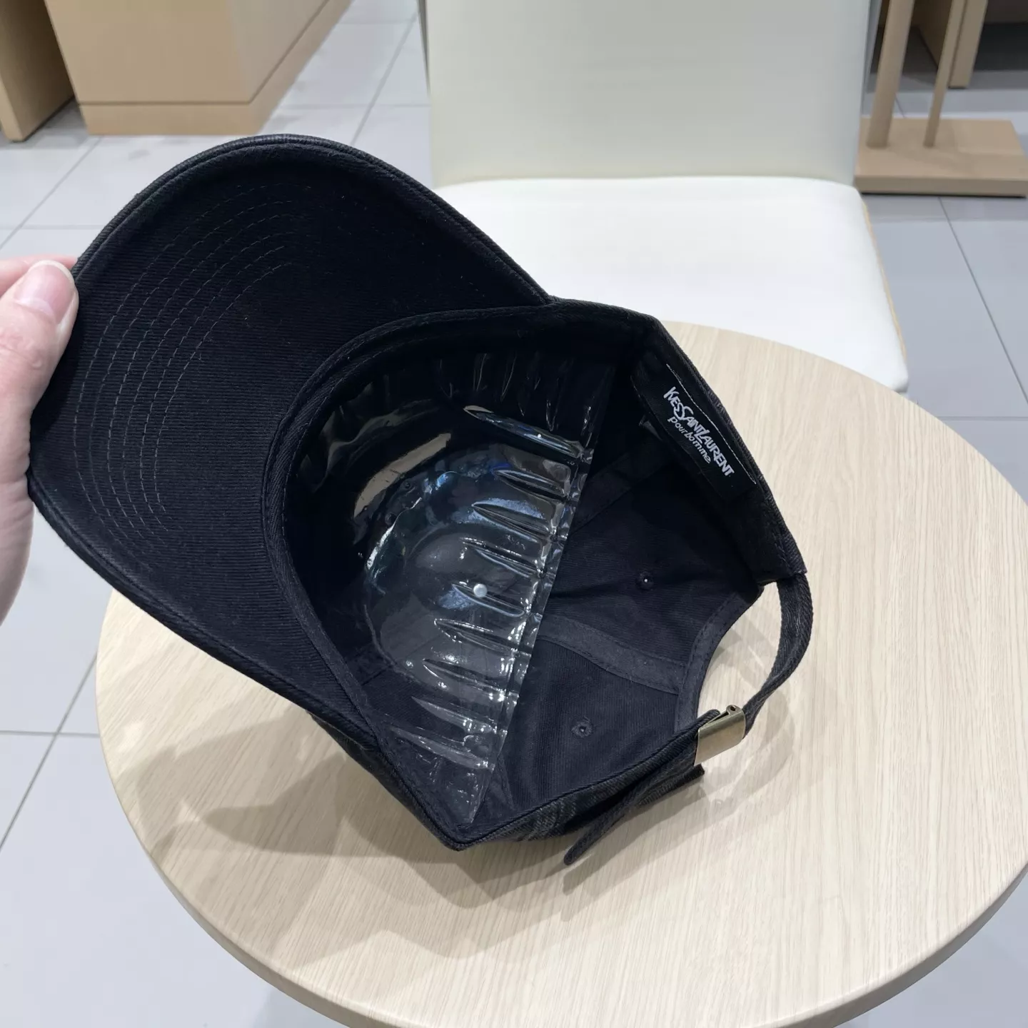 Yves Saint Laurent YSL Caps Affordable 5249