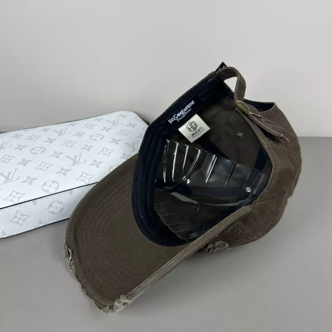 Yves Saint Laurent YSL Caps AllSeason 2414
