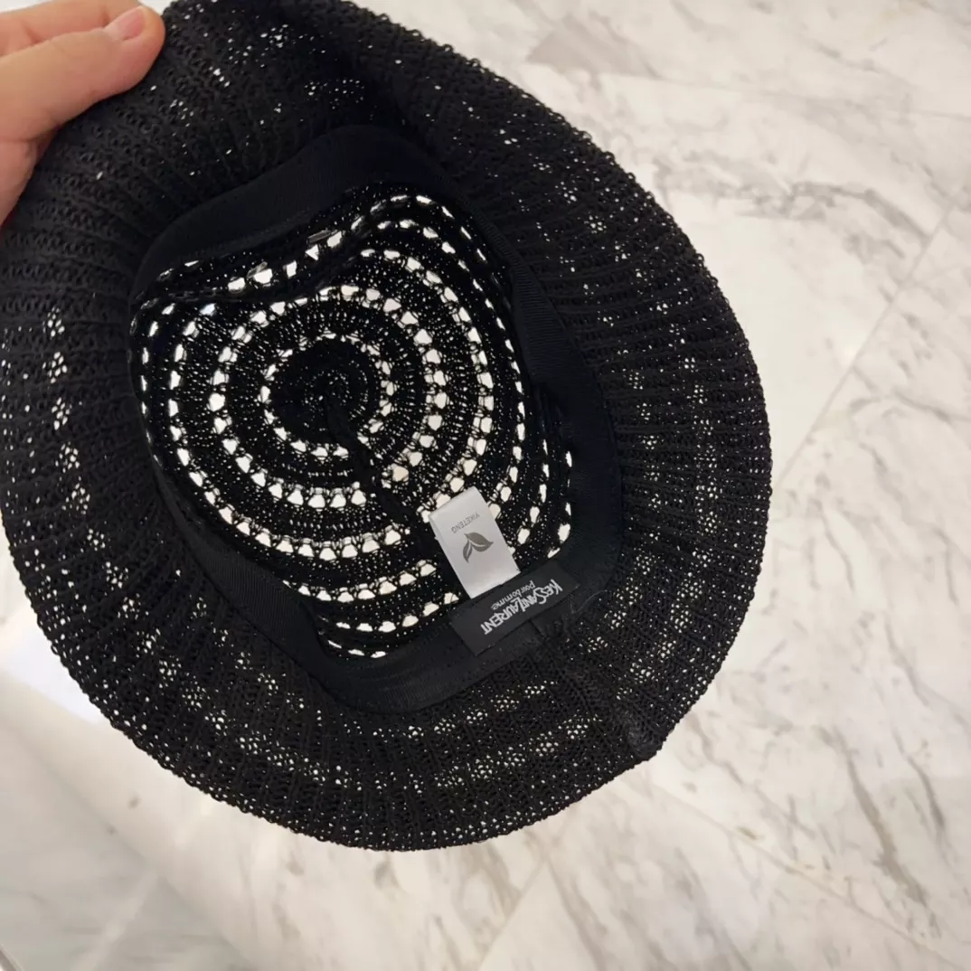 Yves Saint Laurent YSL Caps Compact 7839