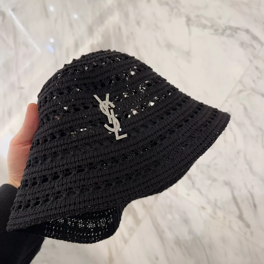 Yves Saint Laurent YSL Caps Compact 7839
