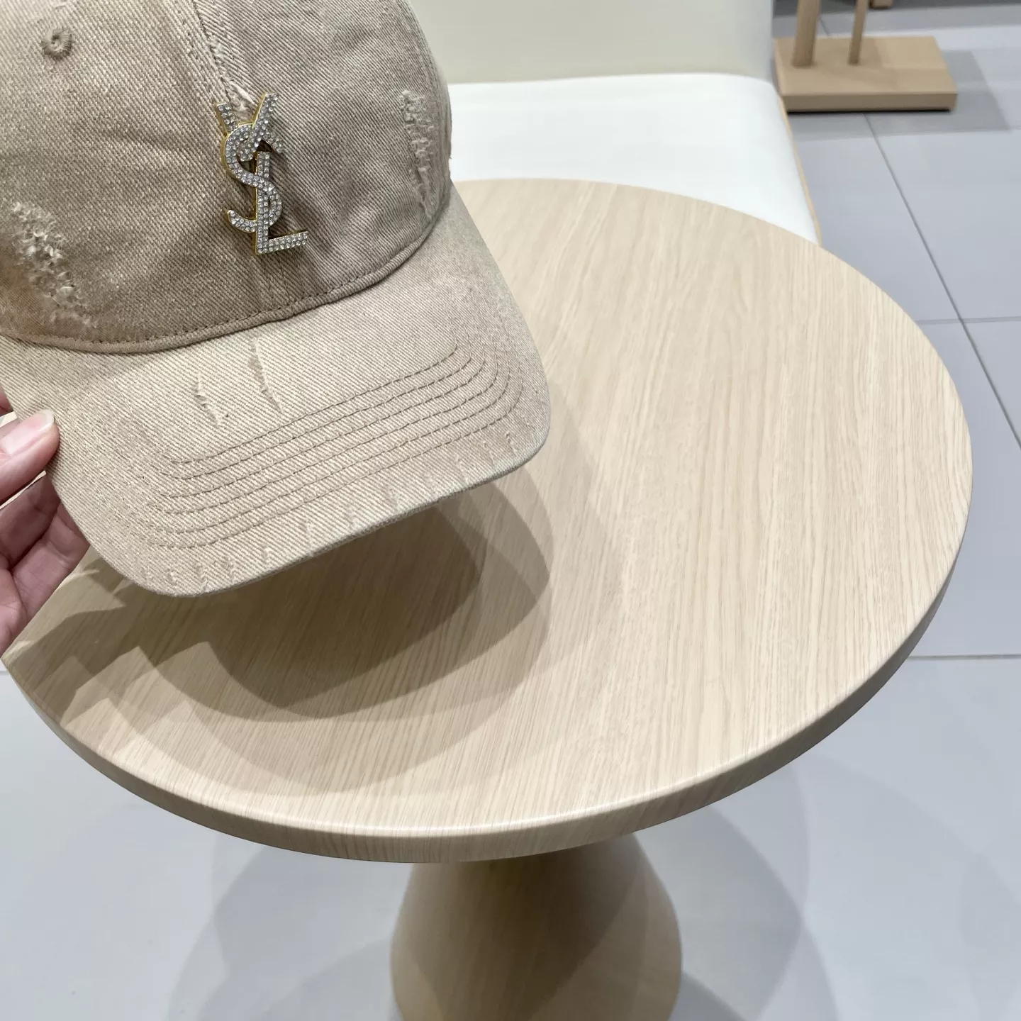 Yves Saint Laurent YSL Caps Fashionable 5870
