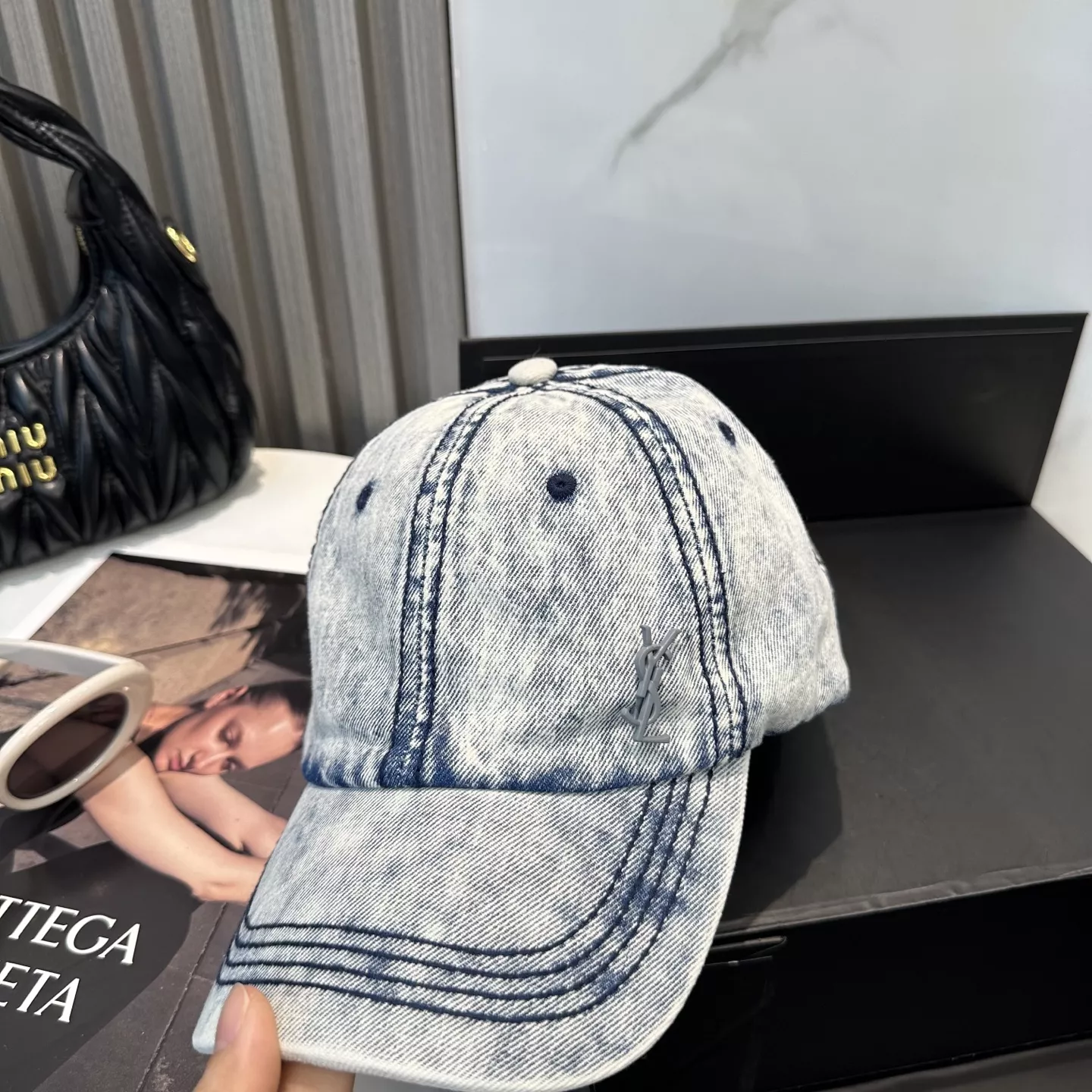Yves Saint Laurent YSL Caps Flexible 1076