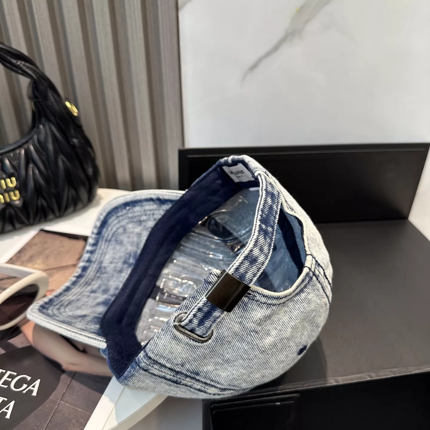 Yves Saint Laurent YSL Caps Flexible 1076