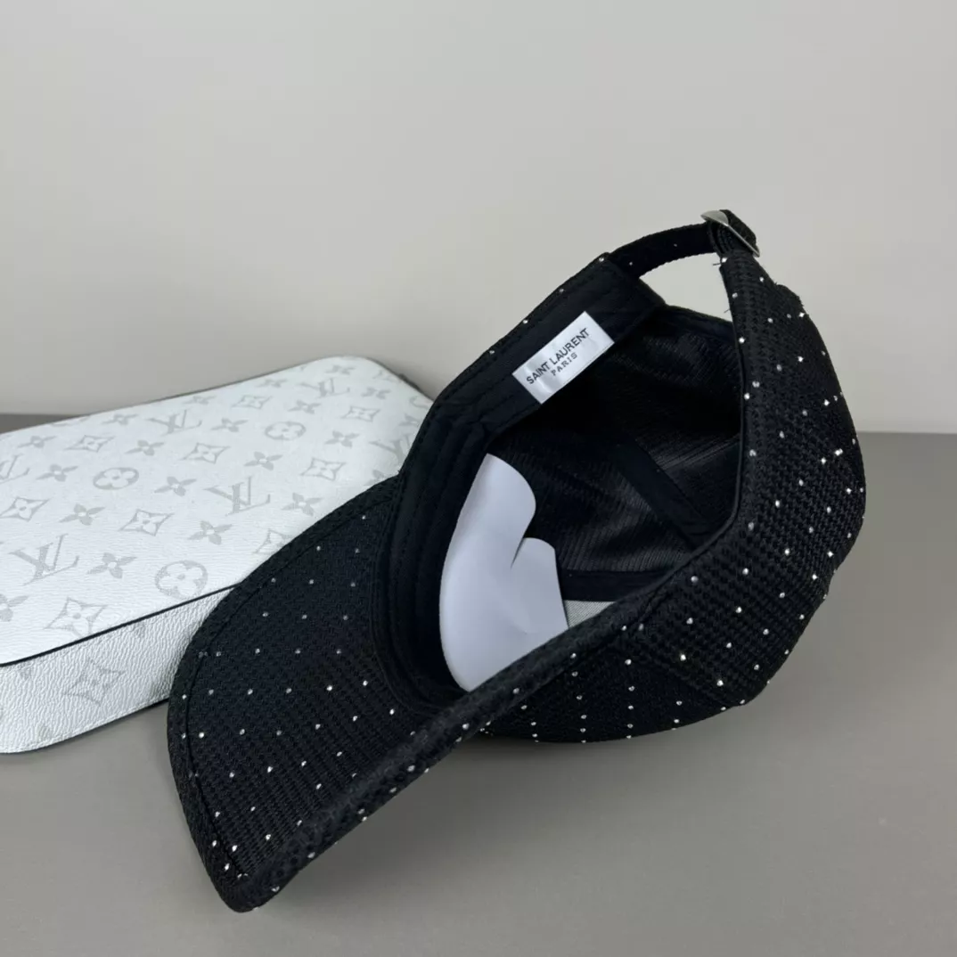 Yves Saint Laurent YSL Caps Modern 984