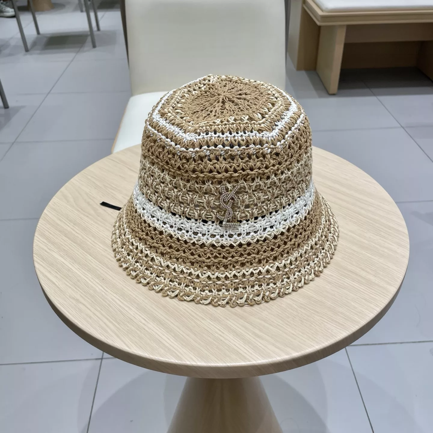 Yves Saint Laurent YSL Caps TopPick 2042