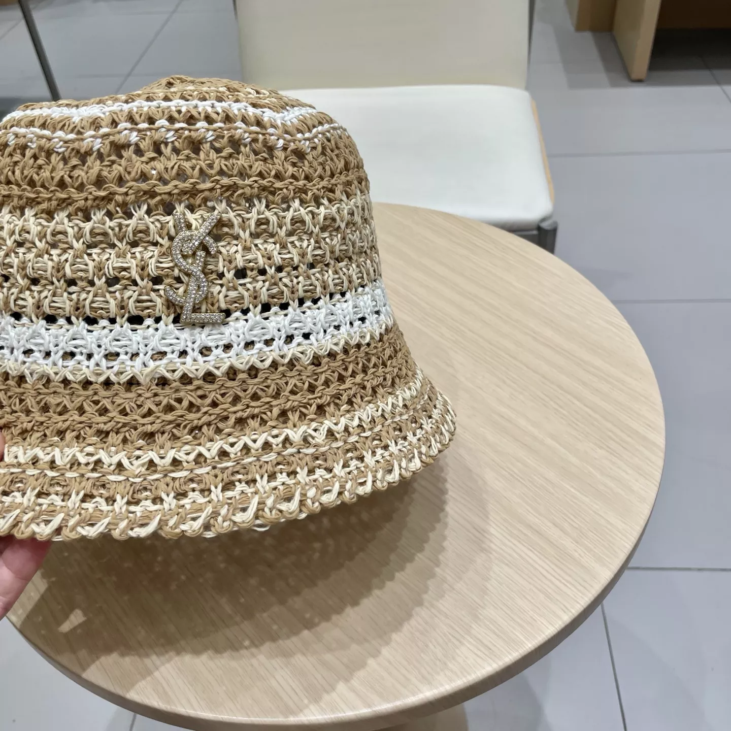 Yves Saint Laurent YSL Caps TopPick 2042